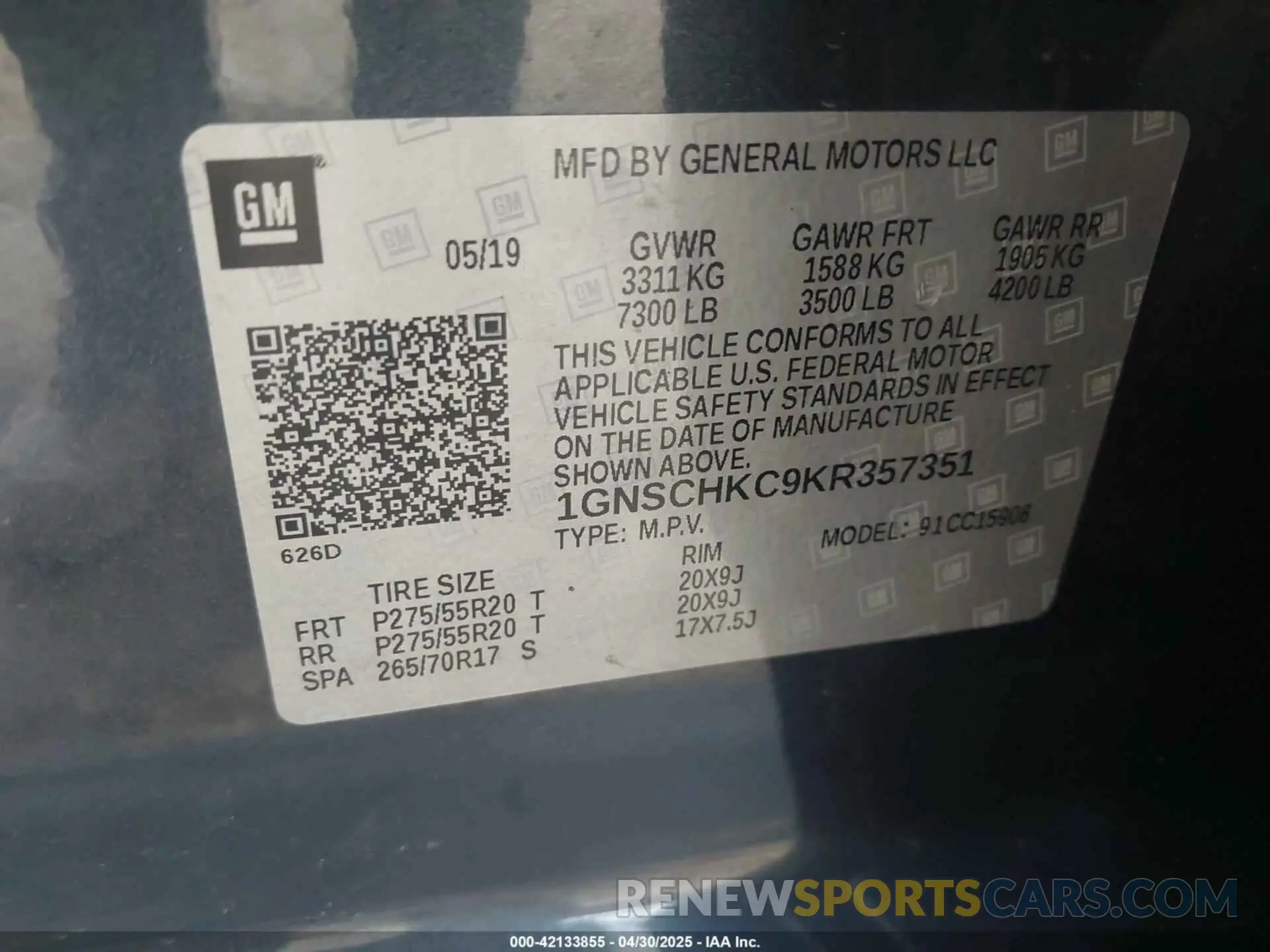 9 Photograph of a damaged car 1GNSCHKC9KR357351 CHEVROLET SUBURBAN 2019