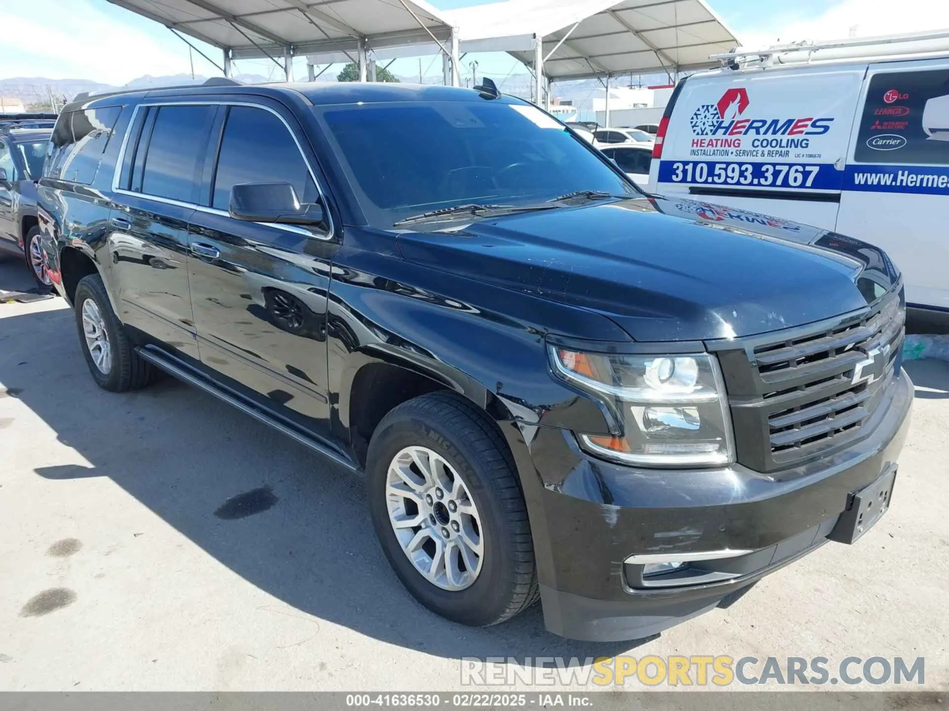 1 Photograph of a damaged car 1GNSCJKCXKR332739 CHEVROLET SUBURBAN 2019