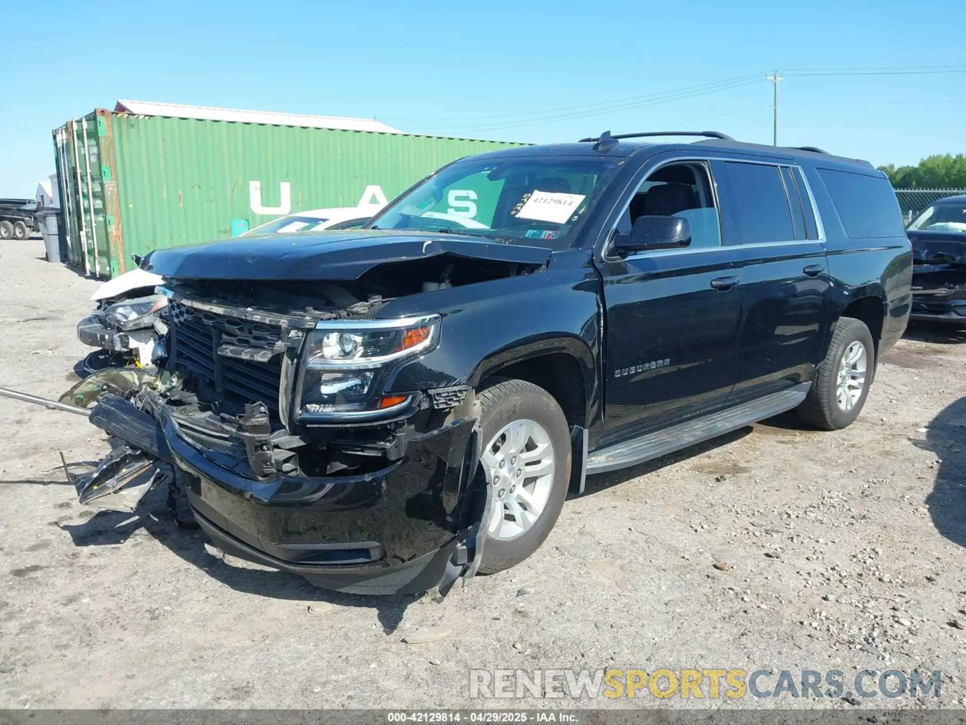 2 Photograph of a damaged car 1GNSKGKC2KR353977 CHEVROLET SUBURBAN 2019