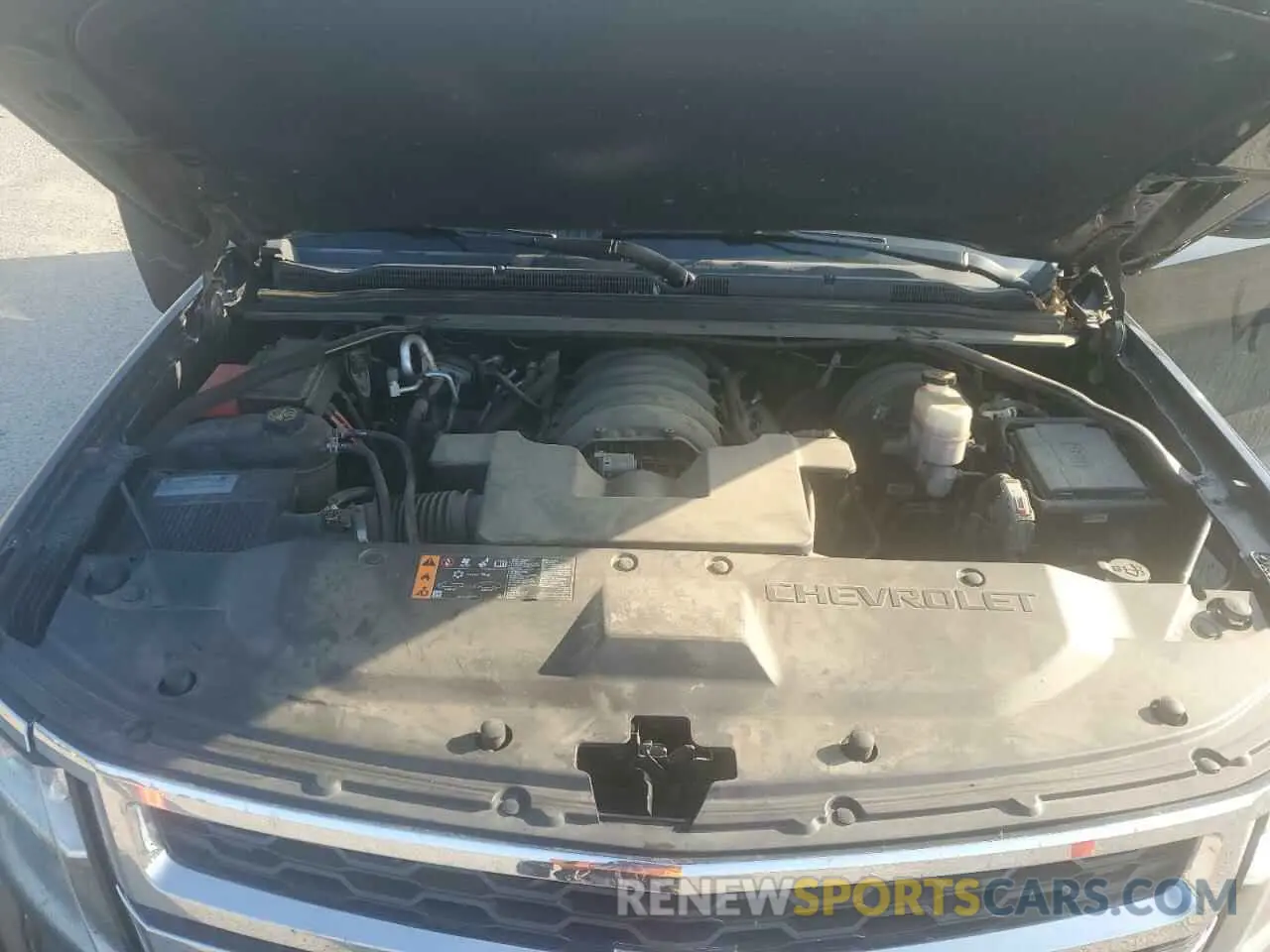 12 Photograph of a damaged car 1GNSKGKC3KR241141 CHEVROLET SUBURBAN 2019