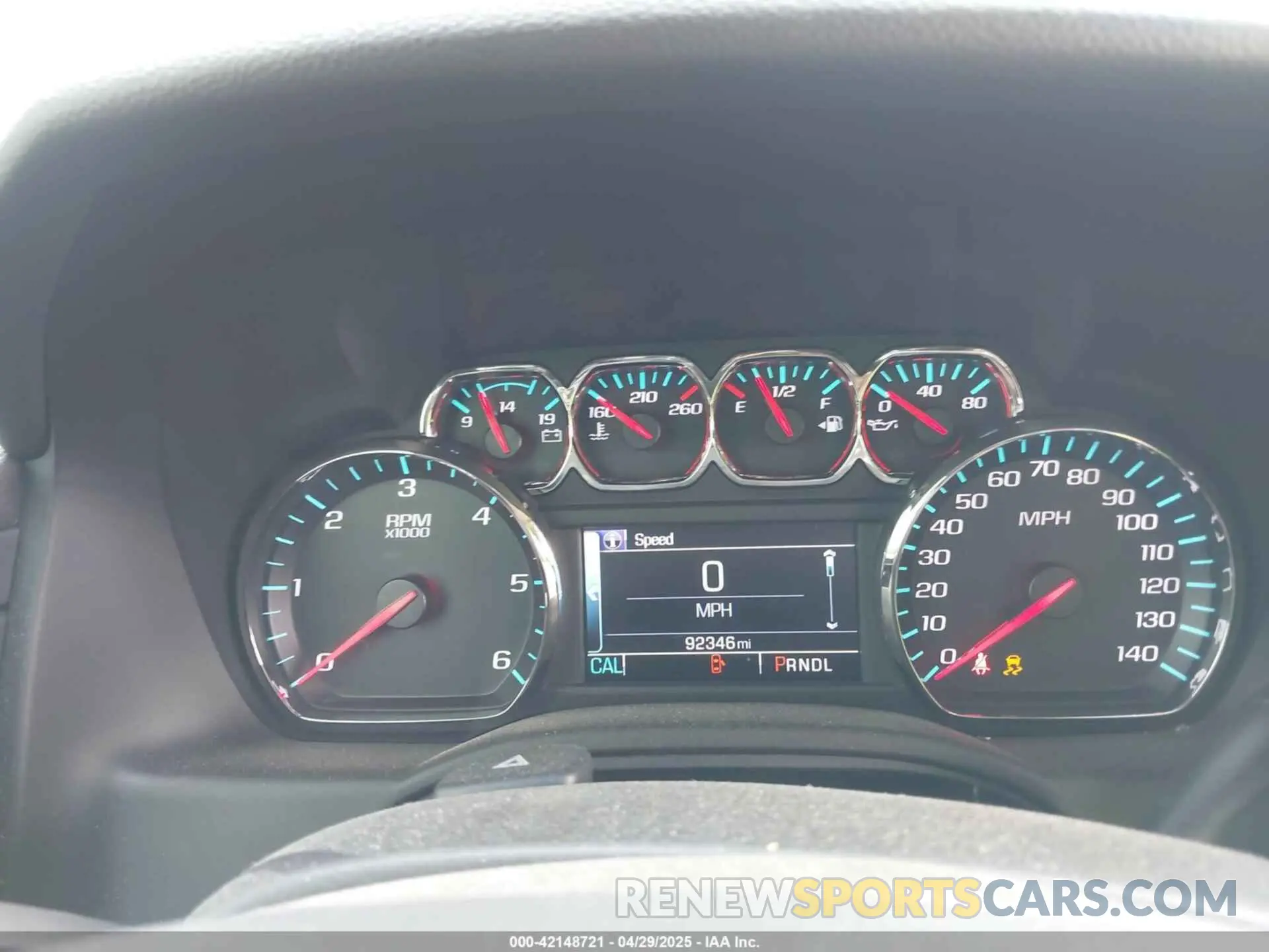 7 Photograph of a damaged car 1GNSKGKC4KR128685 CHEVROLET SUBURBAN 2019