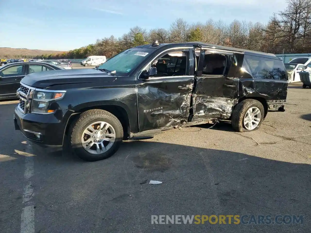 1 Photograph of a damaged car 1GNSKHKC0KR363185 CHEVROLET SUBURBAN 2019