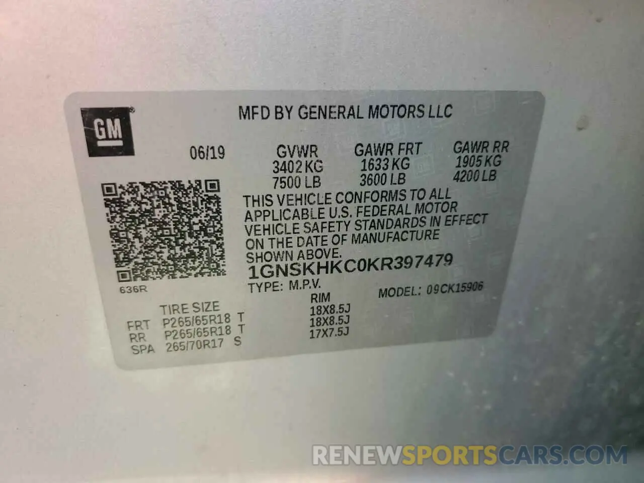 13 Photograph of a damaged car 1GNSKHKC0KR397479 CHEVROLET SUBURBAN 2019