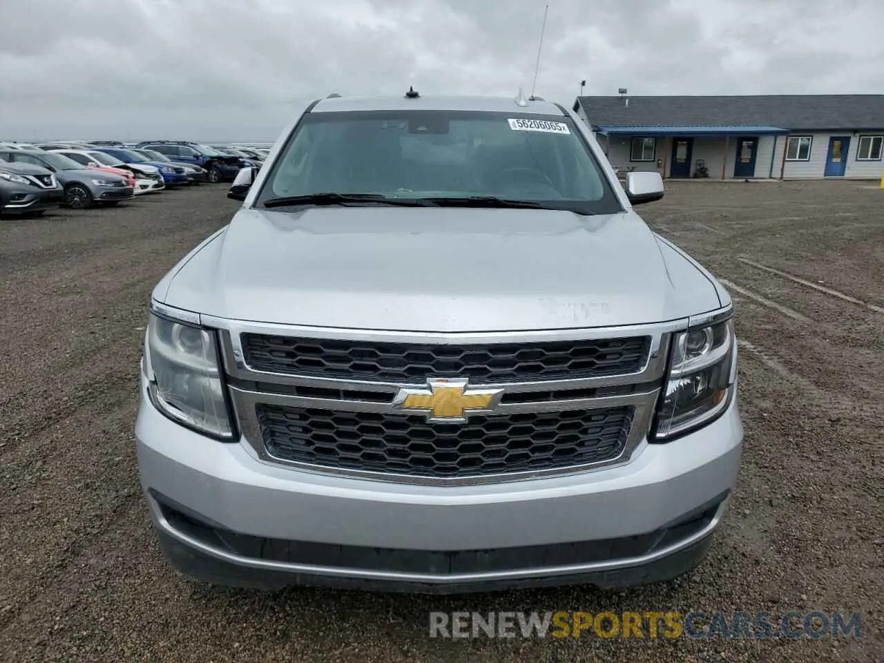 5 Photograph of a damaged car 1GNSKHKC0KR397479 CHEVROLET SUBURBAN 2019