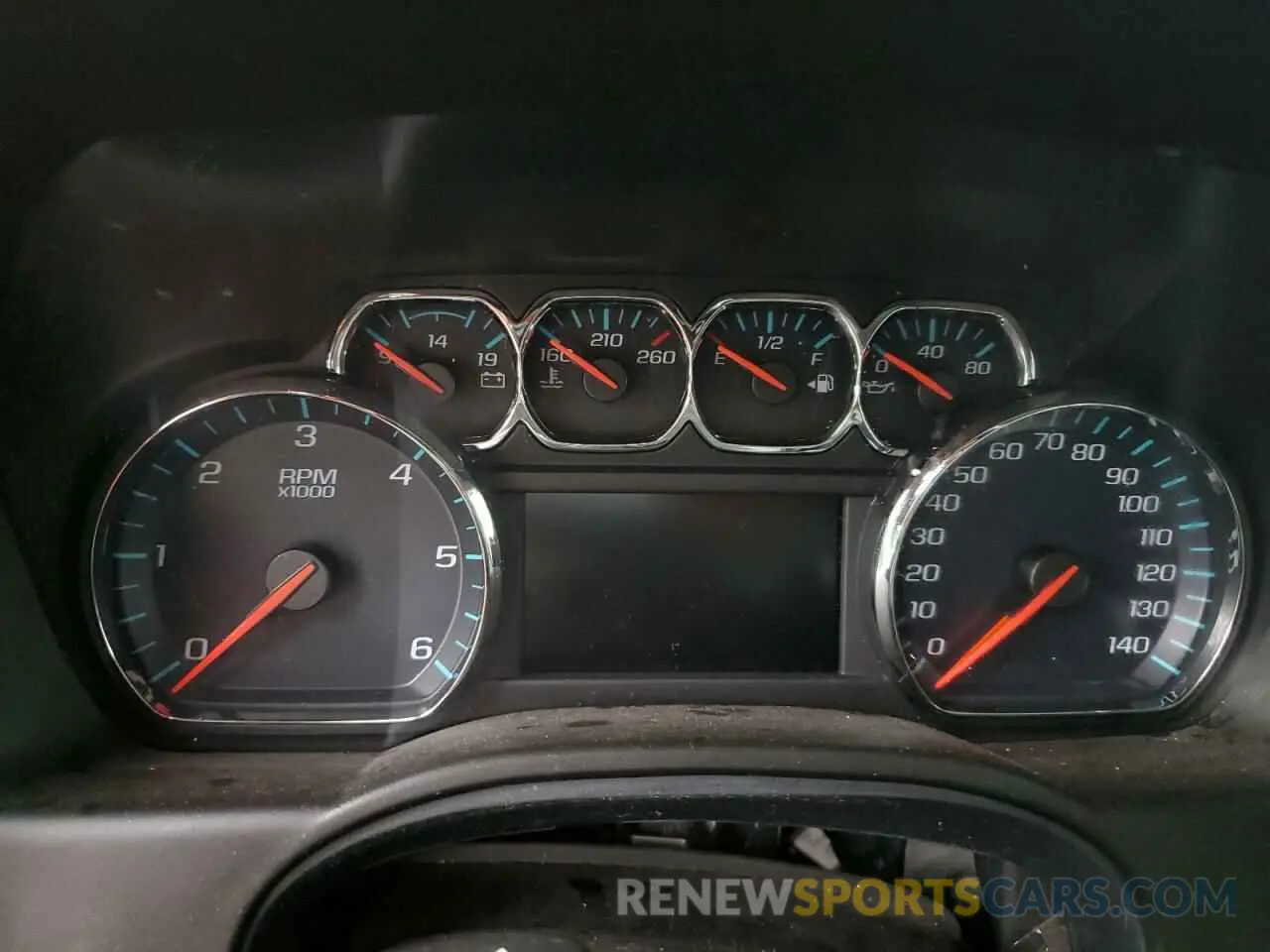 9 Photograph of a damaged car 1GNSKHKC1KR205633 CHEVROLET SUBURBAN 2019
