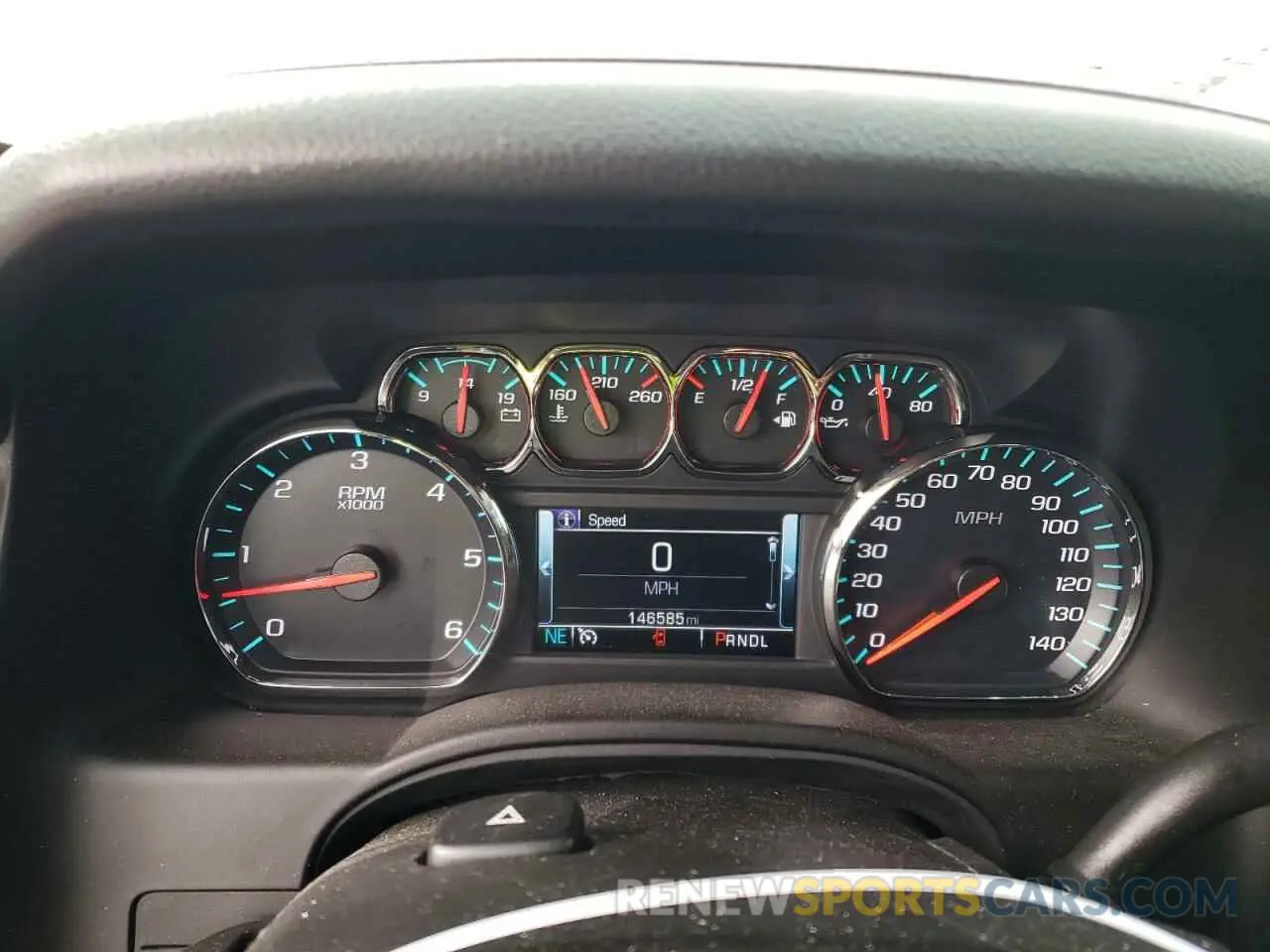 9 Photograph of a damaged car 1GNSKHKC2KR140923 CHEVROLET SUBURBAN 2019