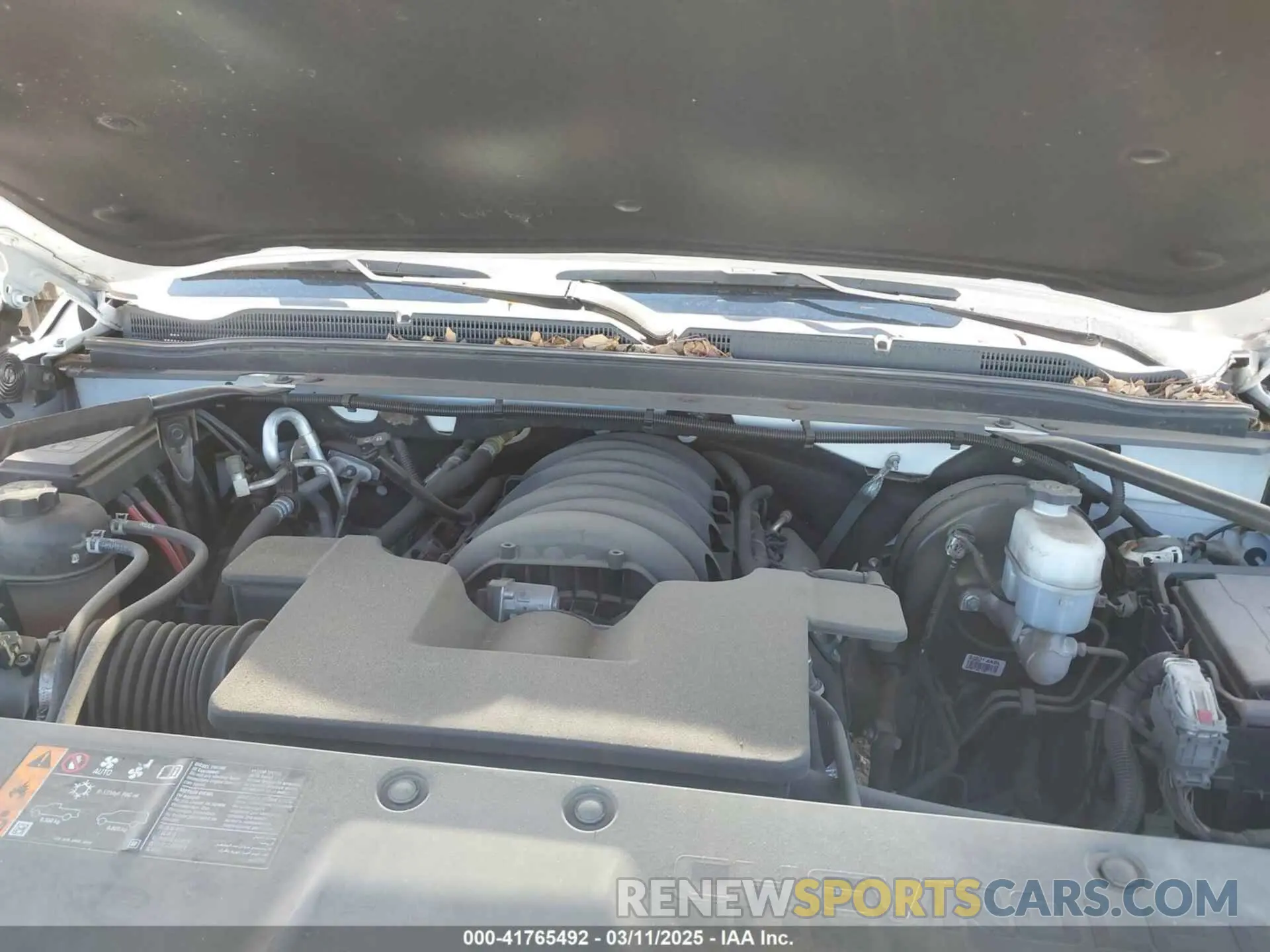 10 Photograph of a damaged car 1GNSKHKC2KR297254 CHEVROLET SUBURBAN 2019
