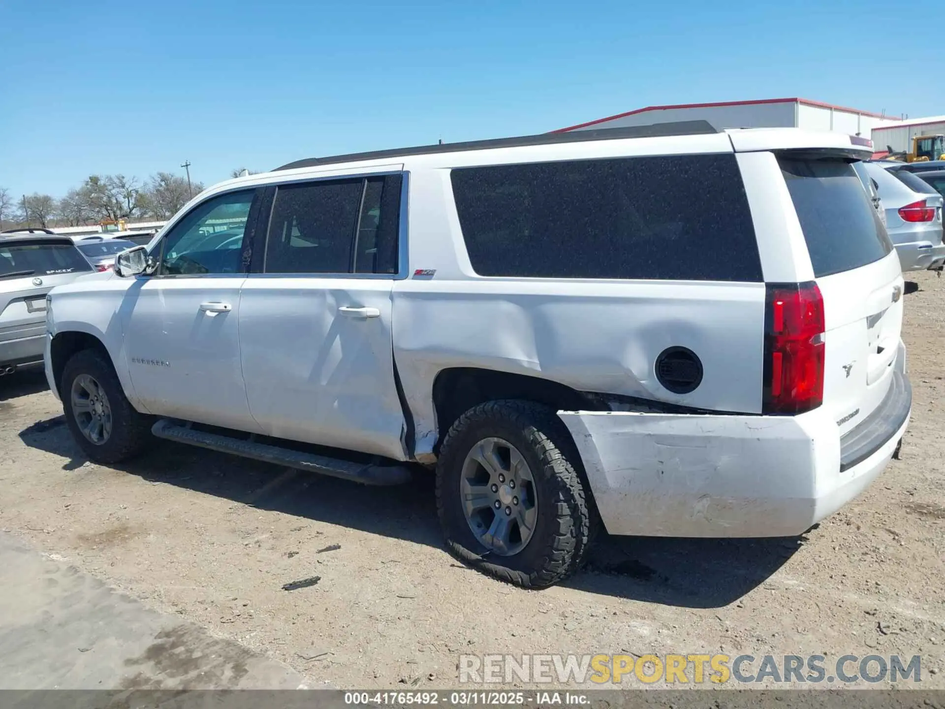 14 Photograph of a damaged car 1GNSKHKC2KR297254 CHEVROLET SUBURBAN 2019
