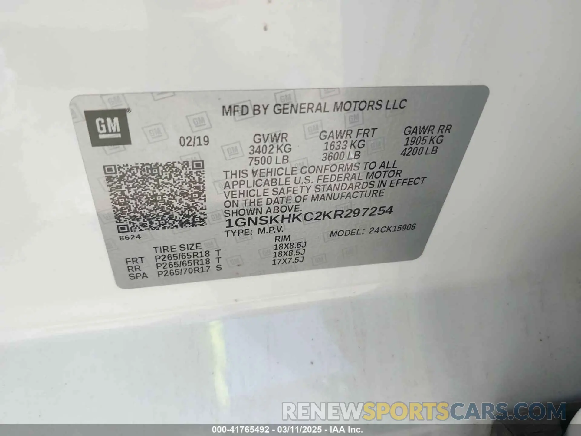 9 Photograph of a damaged car 1GNSKHKC2KR297254 CHEVROLET SUBURBAN 2019