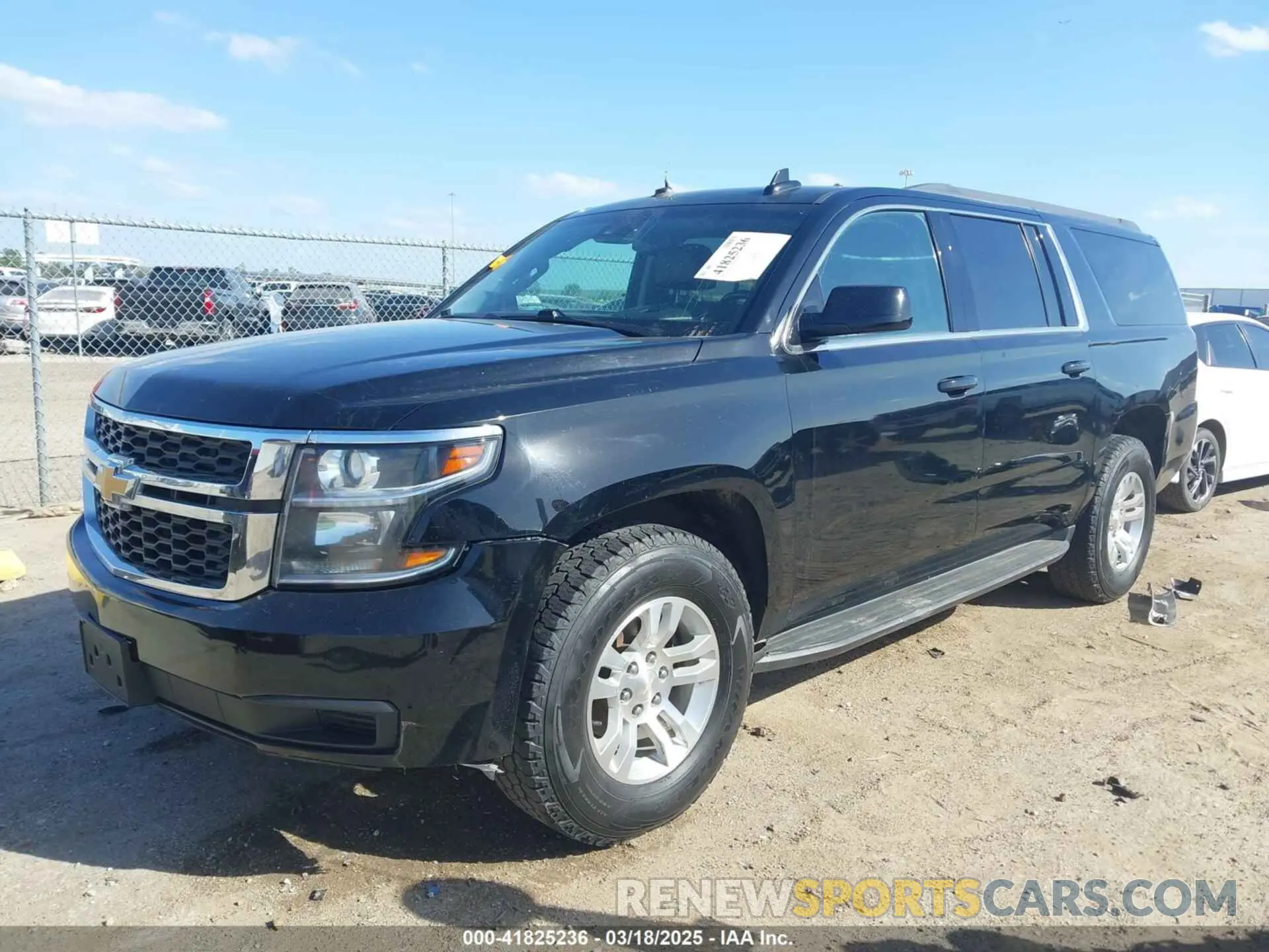 2 Photograph of a damaged car 1GNSKHKC3KR394785 CHEVROLET SUBURBAN 2019