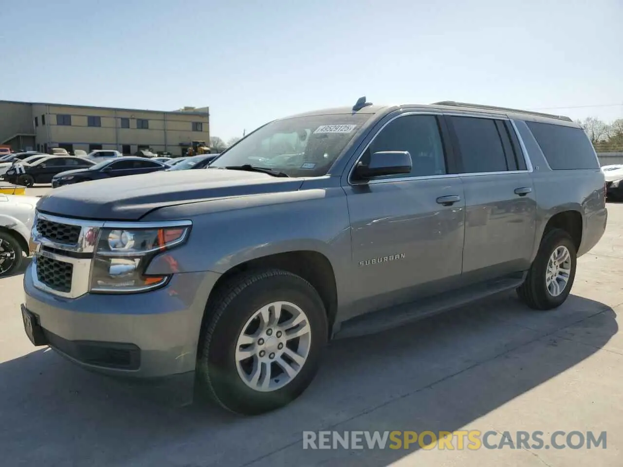 1 Photograph of a damaged car 1GNSKHKC3KR408068 CHEVROLET SUBURBAN 2019