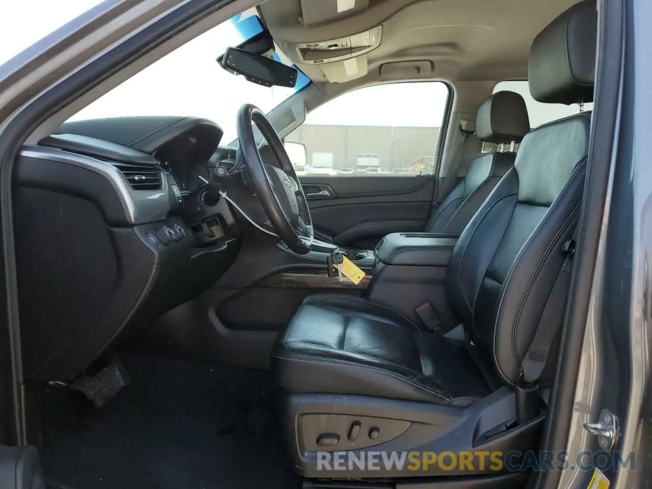 7 Photograph of a damaged car 1GNSKHKC3KR408068 CHEVROLET SUBURBAN 2019