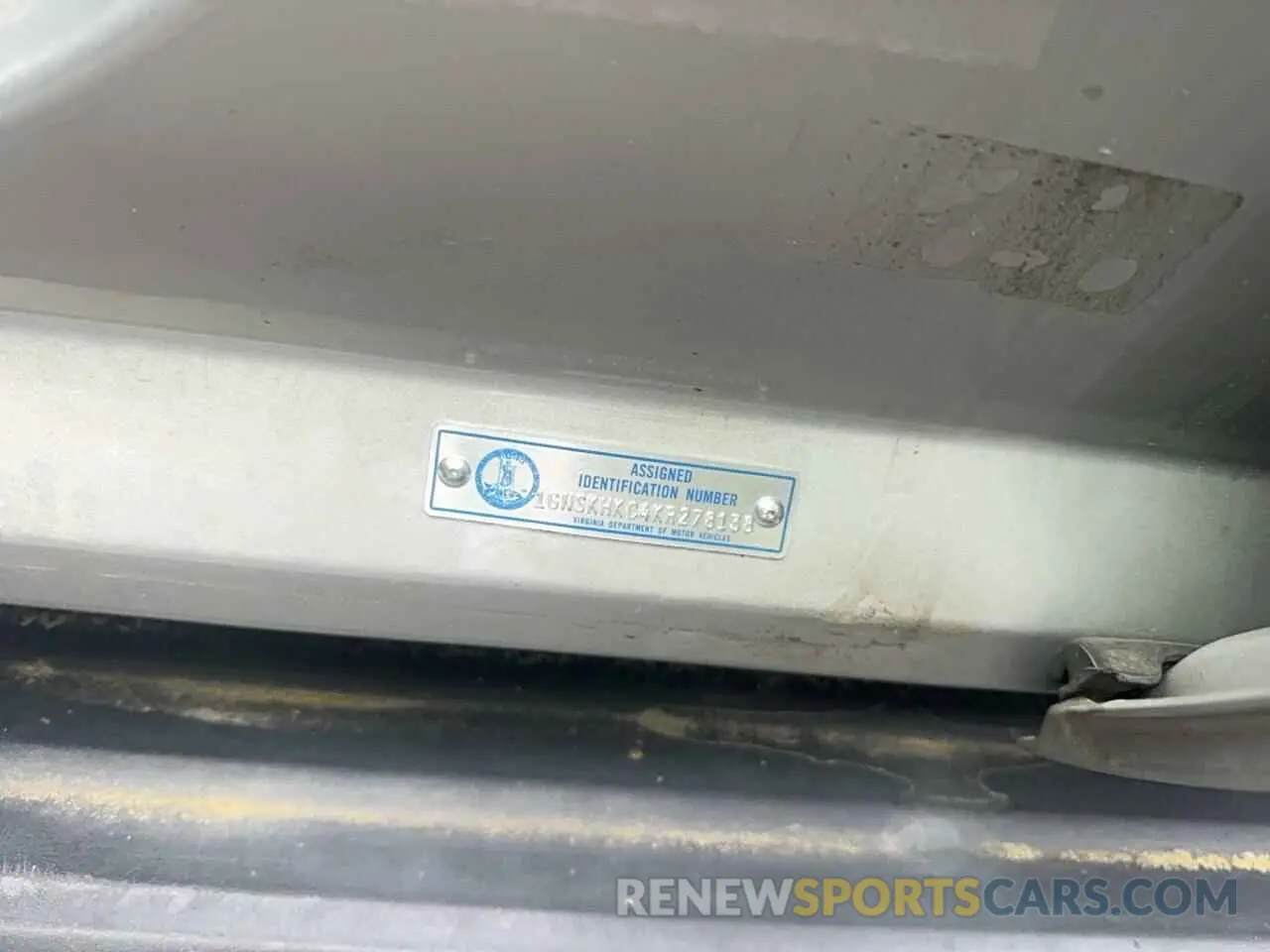 13 Photograph of a damaged car 1GNSKHKC4KR278138 CHEVROLET SUBURBAN 2019