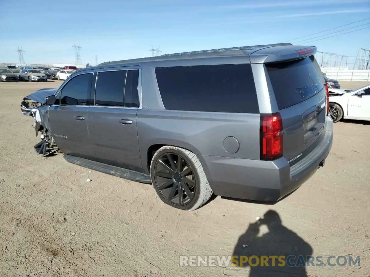 2 Photograph of a damaged car 1GNSKHKC5KR274499 CHEVROLET SUBURBAN 2019