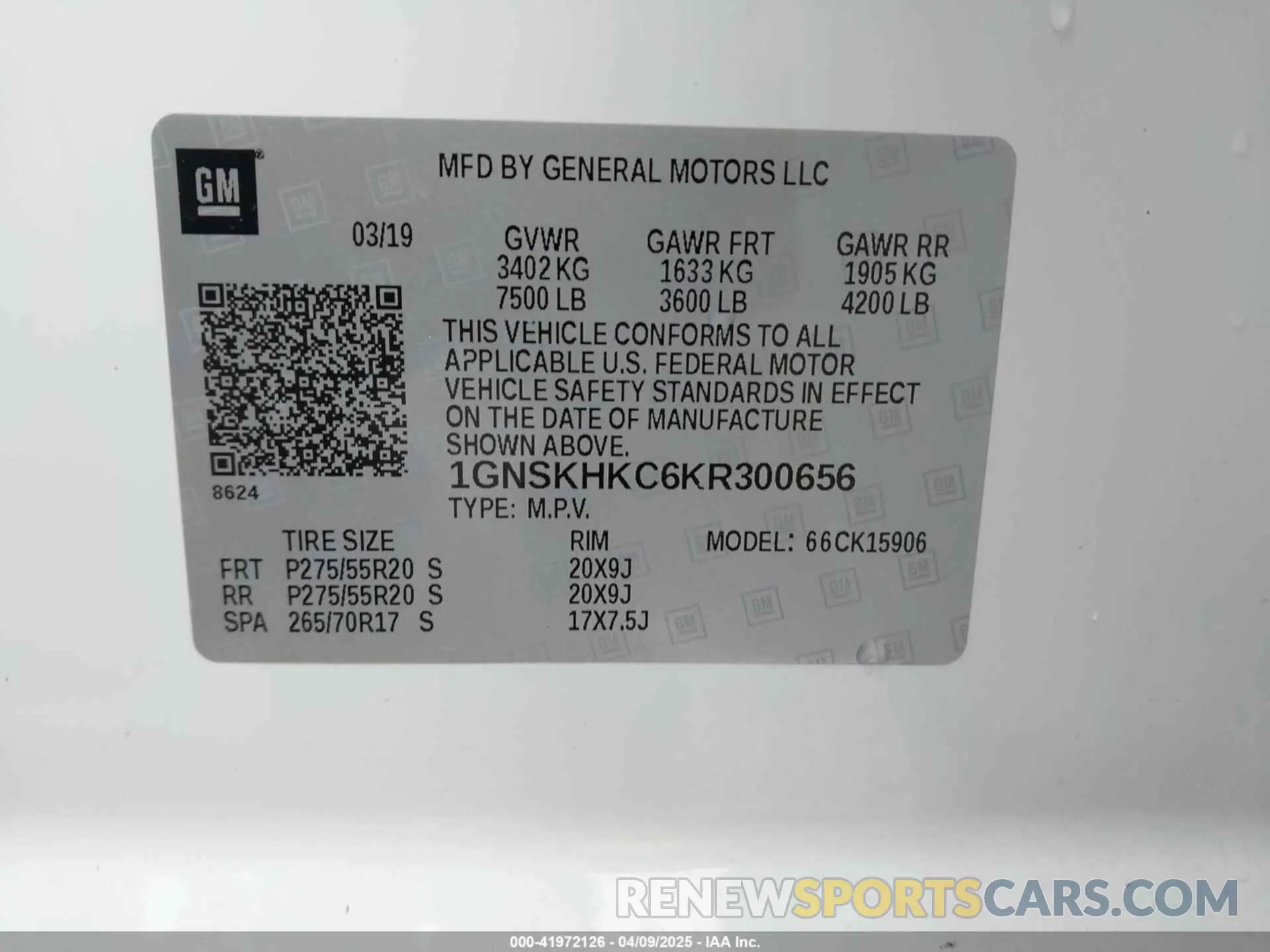 9 Photograph of a damaged car 1GNSKHKC6KR300656 CHEVROLET SUBURBAN 2019