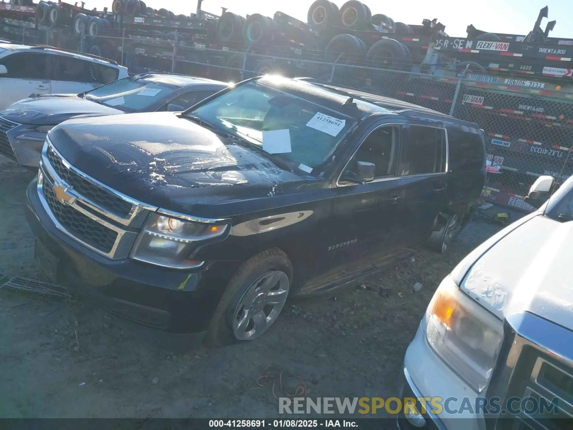 2 Photograph of a damaged car 1GNSKHKC7KR163906 CHEVROLET SUBURBAN 2019