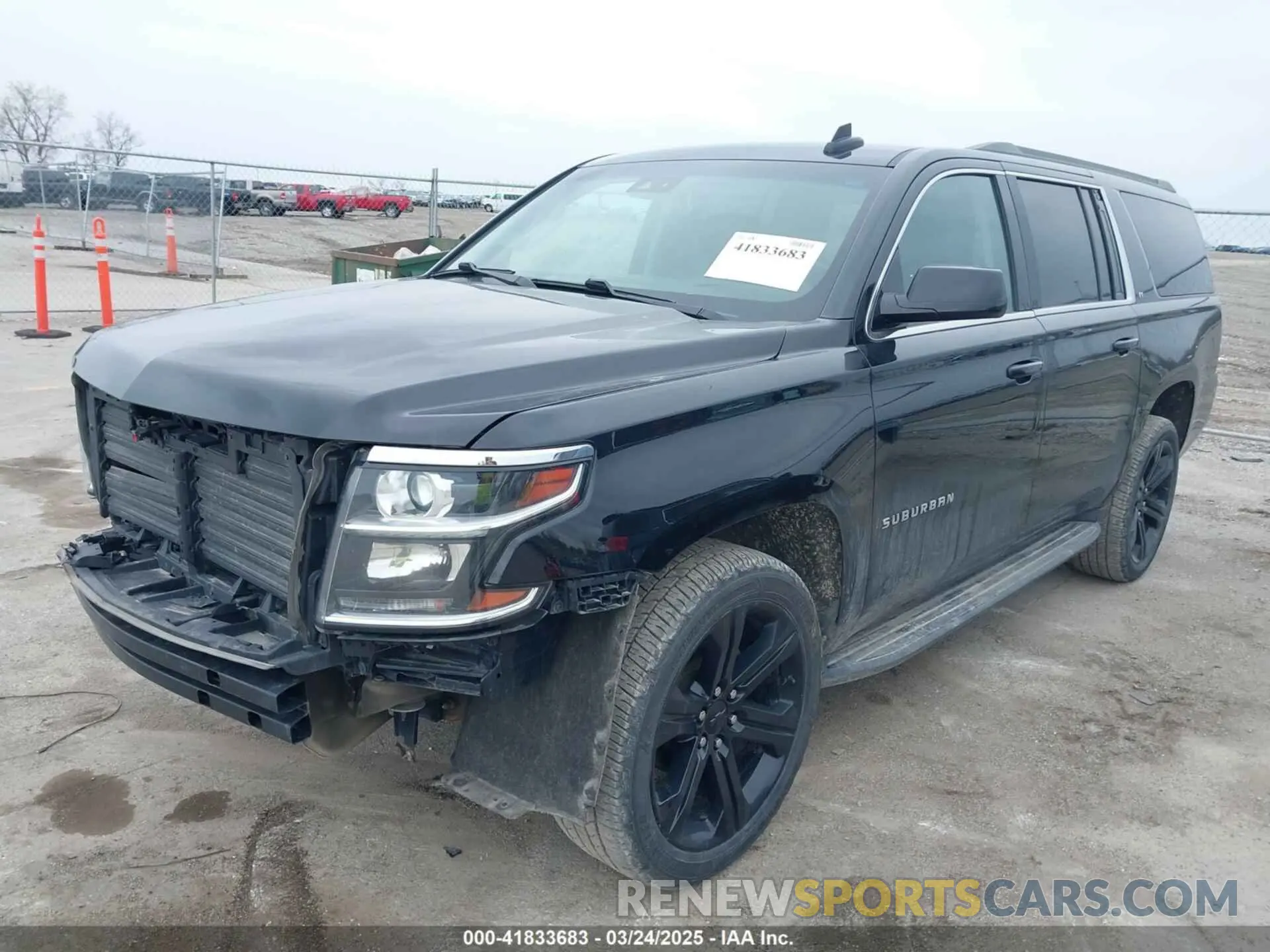 2 Photograph of a damaged car 1GNSKHKC7KR192984 CHEVROLET SUBURBAN 2019