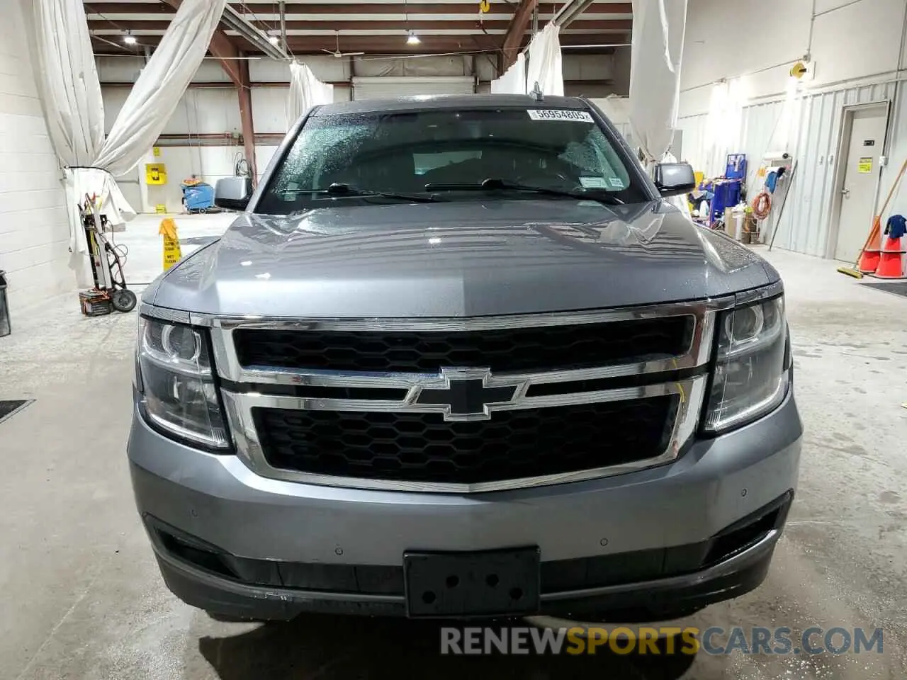 5 Photograph of a damaged car 1GNSKHKC7KR234280 CHEVROLET SUBURBAN 2019