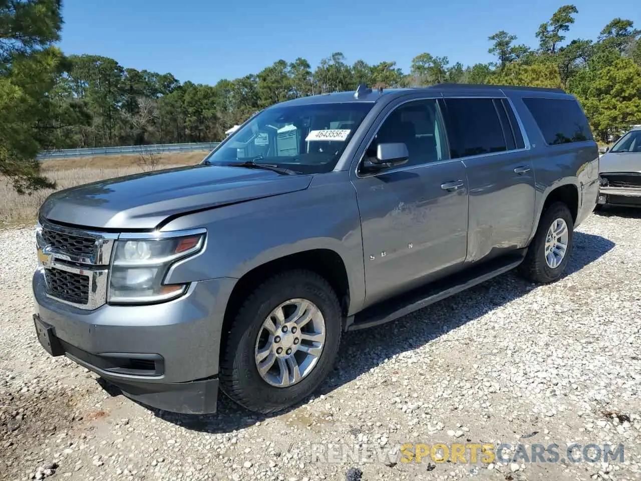 1 Photograph of a damaged car 1GNSKHKC7KR384860 CHEVROLET SUBURBAN 2019