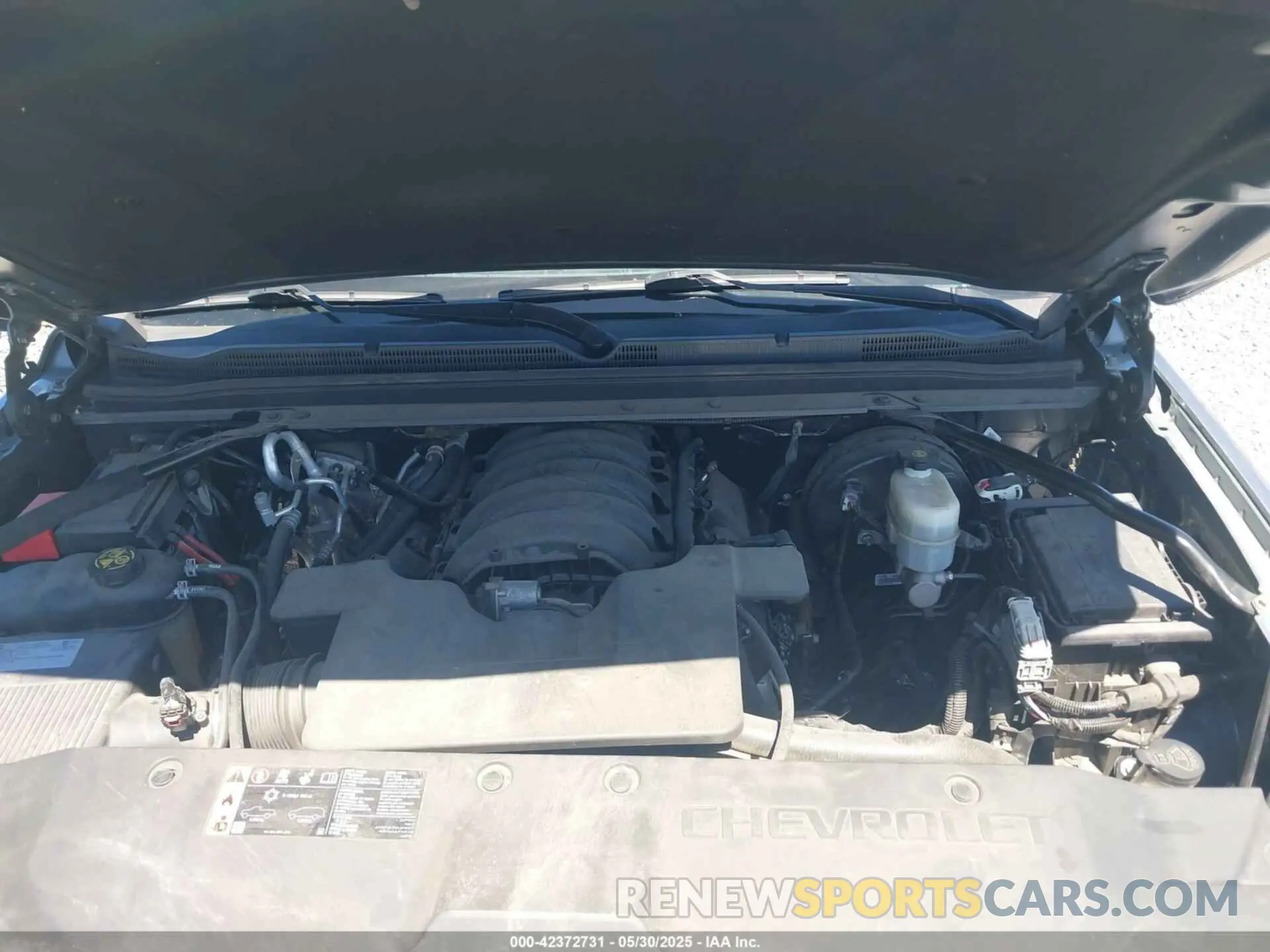10 Photograph of a damaged car 1GNSKHKC9KR179184 CHEVROLET SUBURBAN 2019