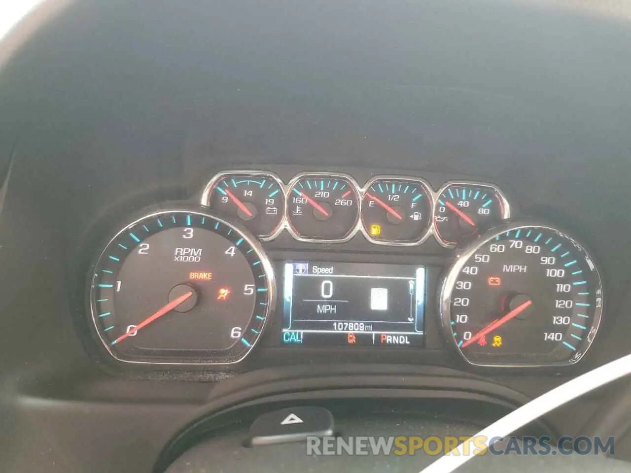 9 Photograph of a damaged car 1GNSKHKC9KR186216 CHEVROLET SUBURBAN 2019