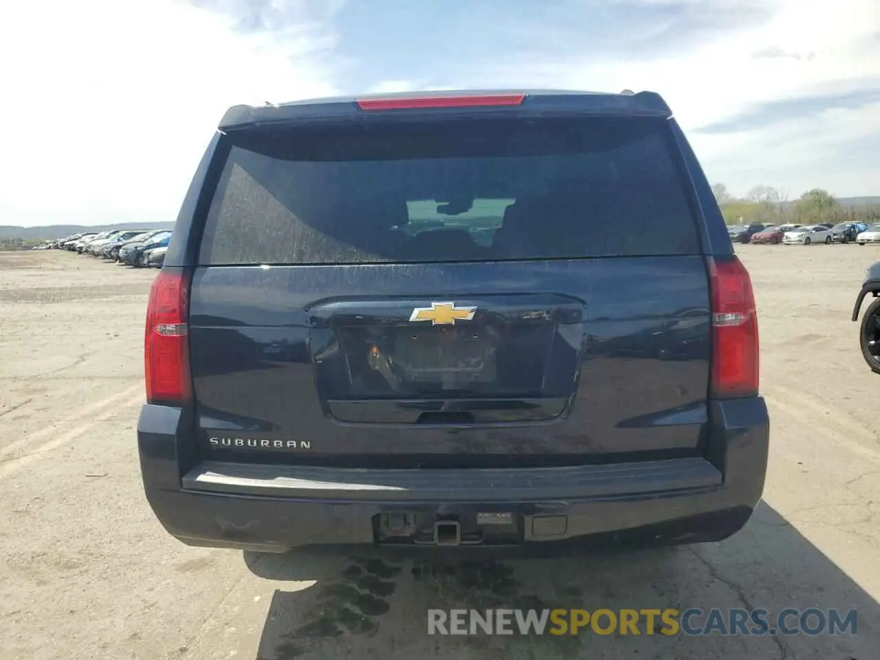 6 Photograph of a damaged car 1GNSKHKCXKR124680 CHEVROLET SUBURBAN 2019