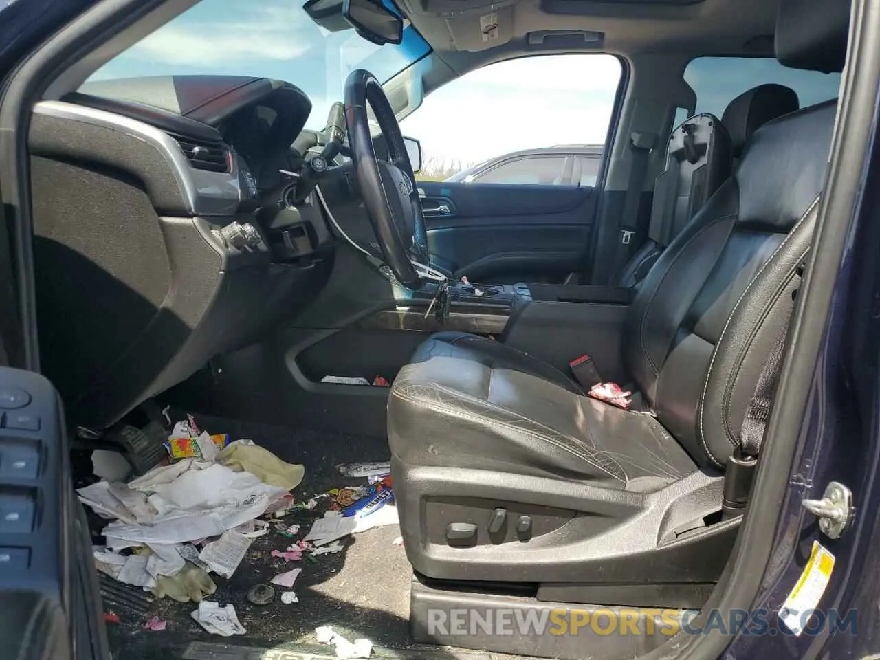 7 Photograph of a damaged car 1GNSKHKCXKR124680 CHEVROLET SUBURBAN 2019