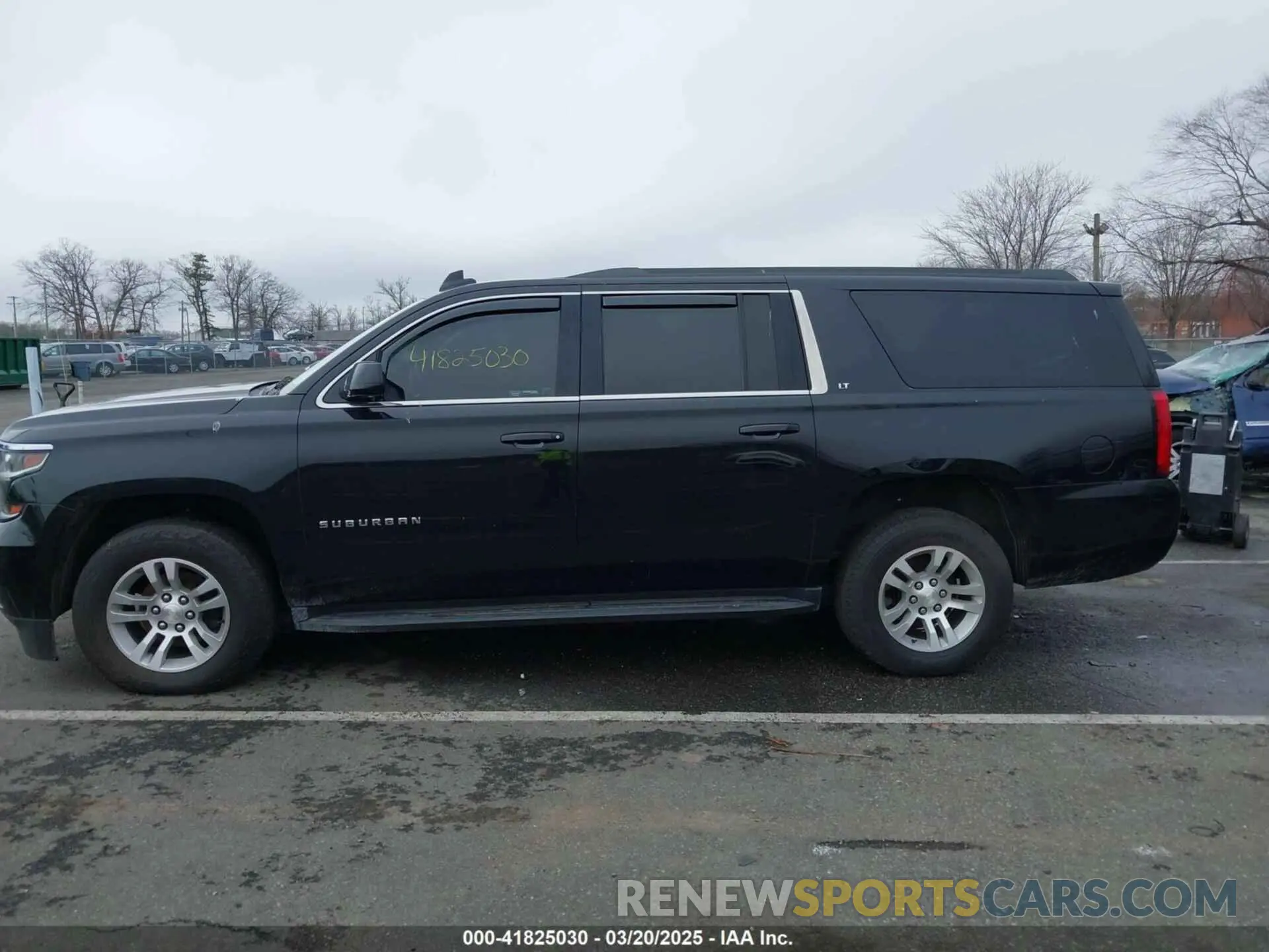 14 Photograph of a damaged car 1GNSKHKCXKR345468 CHEVROLET SUBURBAN 2019