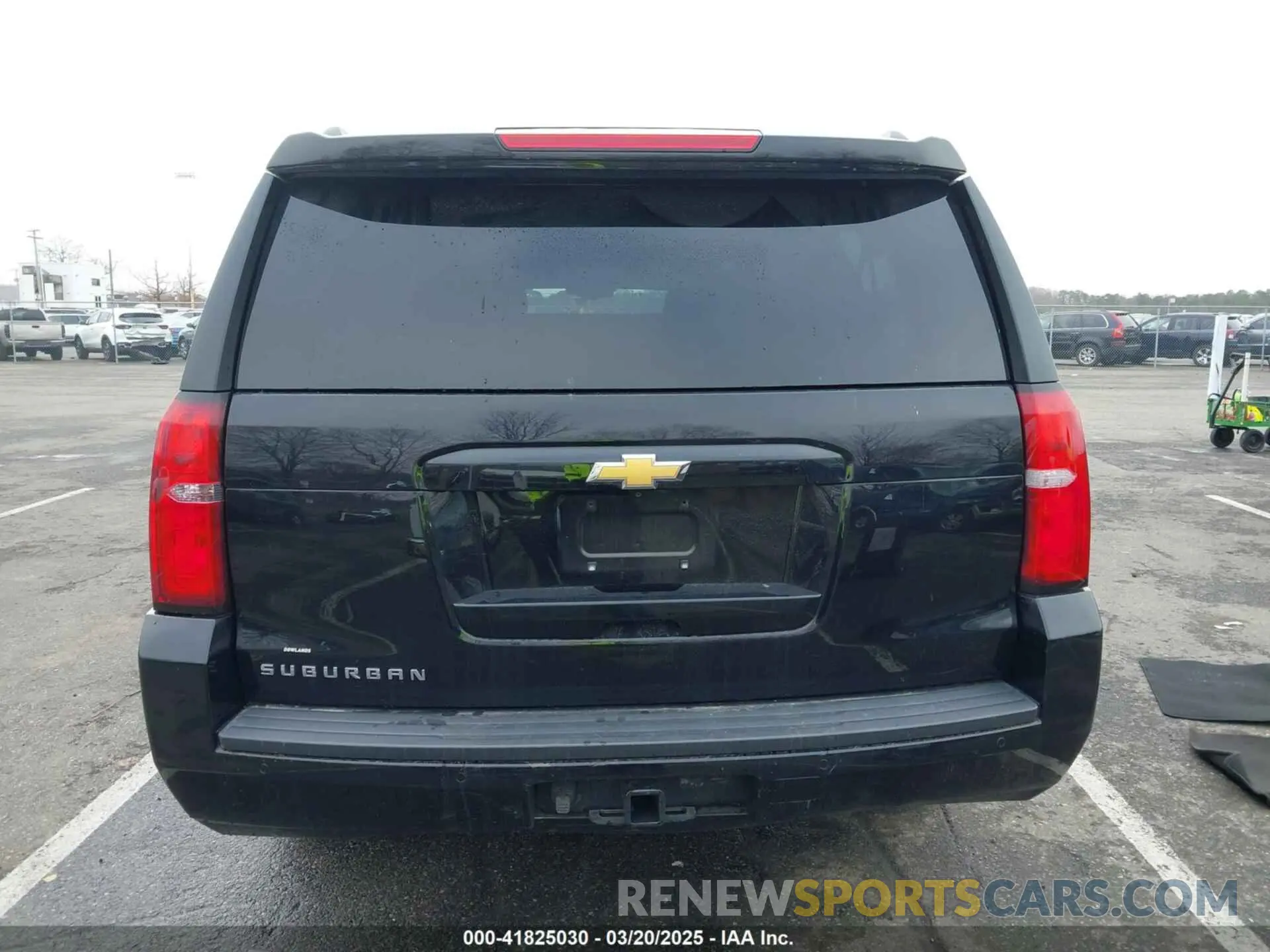 16 Photograph of a damaged car 1GNSKHKCXKR345468 CHEVROLET SUBURBAN 2019