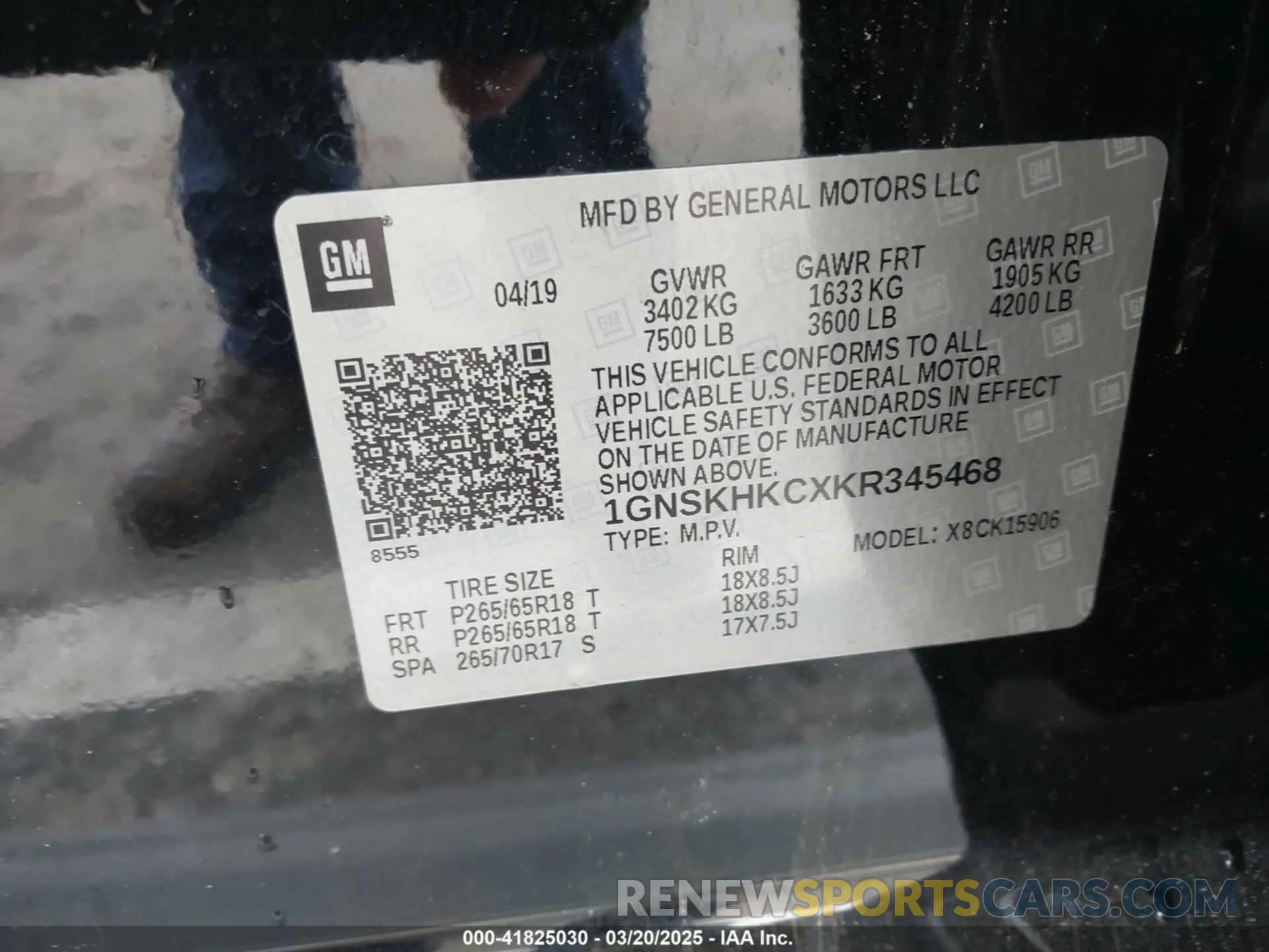 9 Photograph of a damaged car 1GNSKHKCXKR345468 CHEVROLET SUBURBAN 2019
