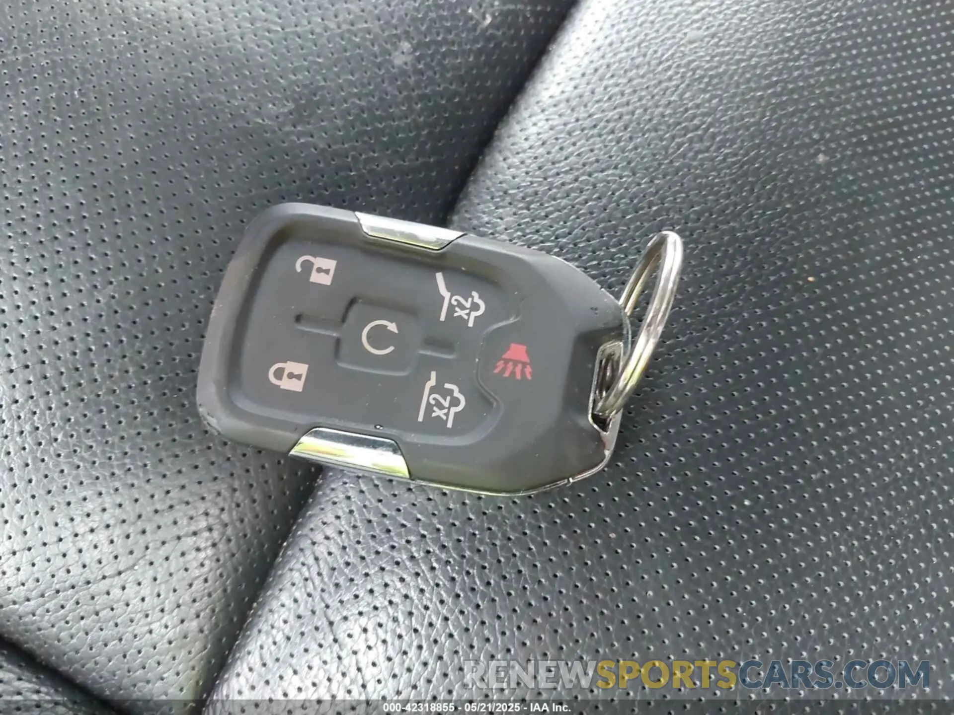 11 Photograph of a damaged car 1GNSKJKC1KR147532 CHEVROLET SUBURBAN 2019