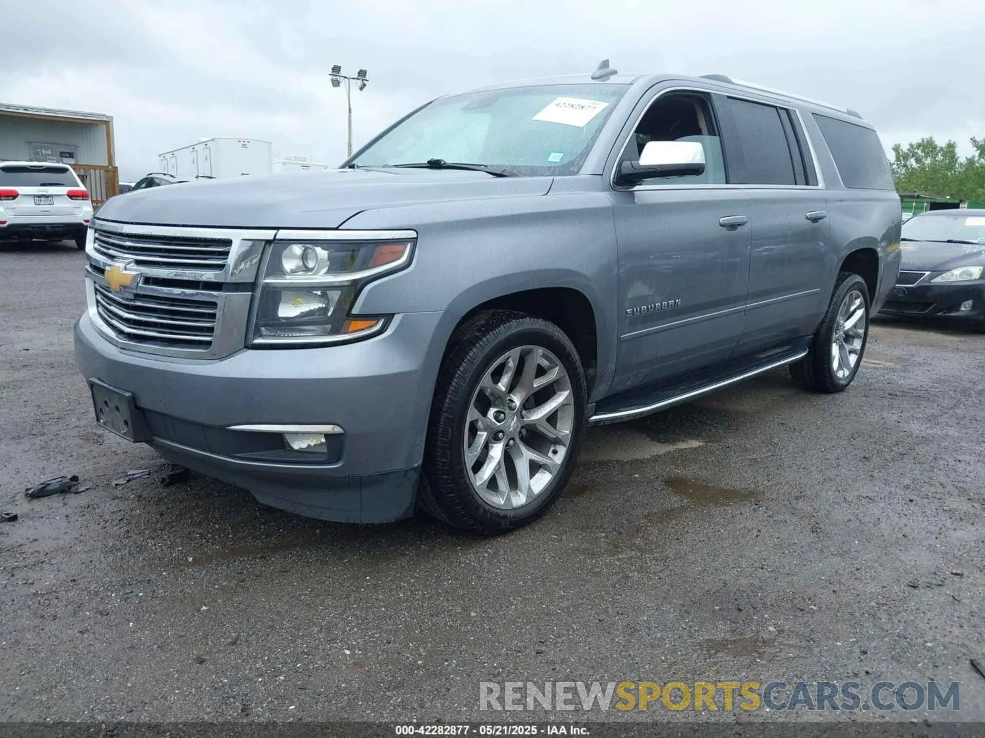 2 Photograph of a damaged car 1GNSKJKC9KR288722 CHEVROLET SUBURBAN 2019