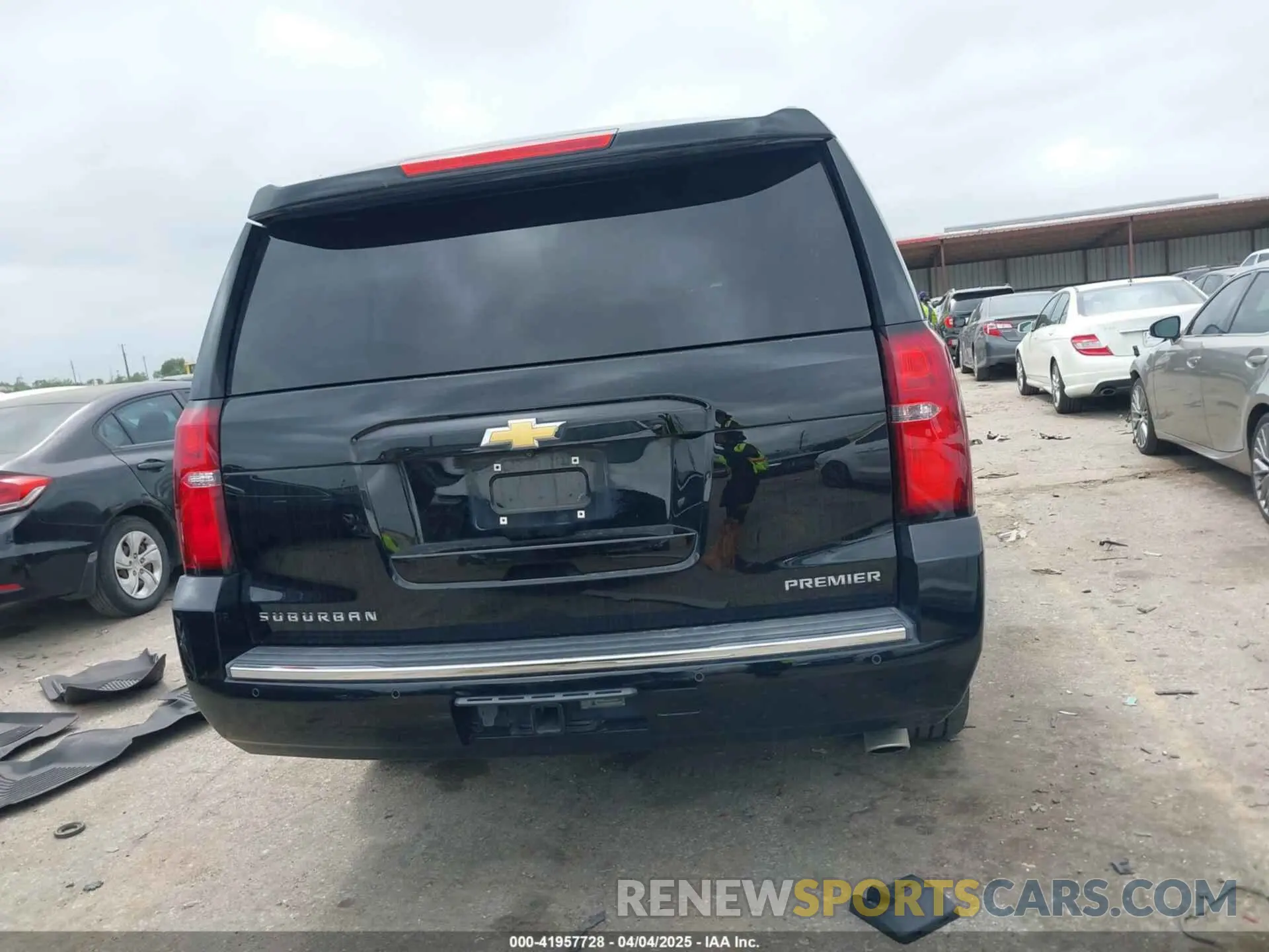 16 Photograph of a damaged car 1GNSKJKJ3KR231852 CHEVROLET SUBURBAN 2019