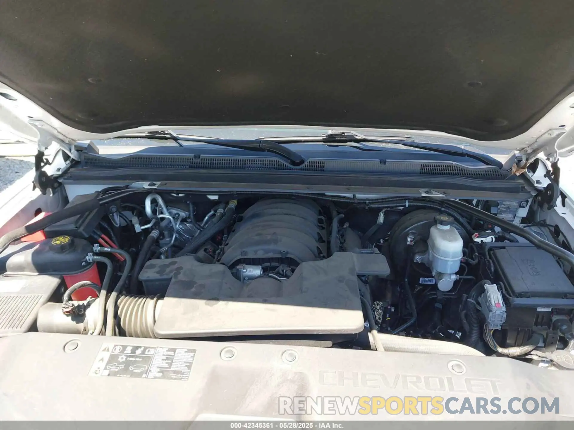 10 Photograph of a damaged car 1GNSKJKJ6KR270855 CHEVROLET SUBURBAN 2019
