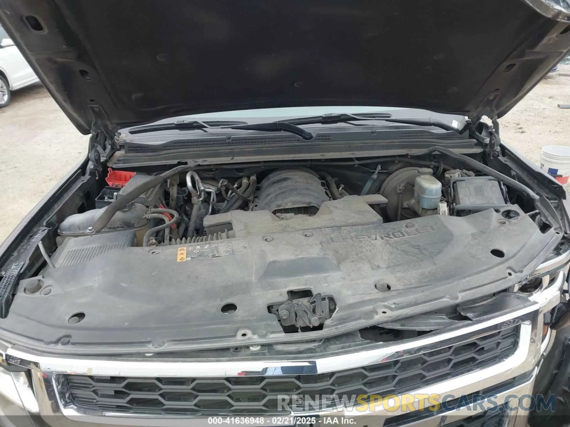 10 Photograph of a damaged car 1GNSCHKC4LR154126 CHEVROLET SUBURBAN 2020
