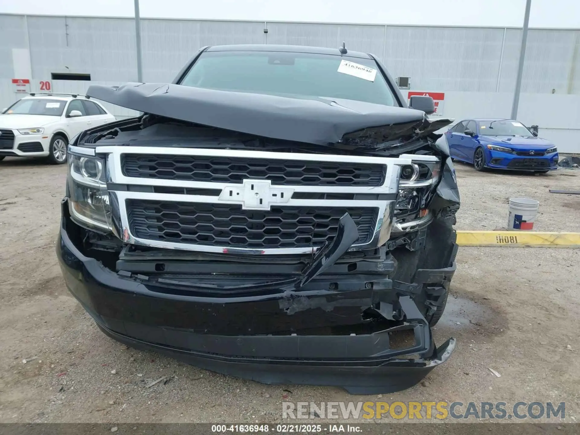 12 Photograph of a damaged car 1GNSCHKC4LR154126 CHEVROLET SUBURBAN 2020