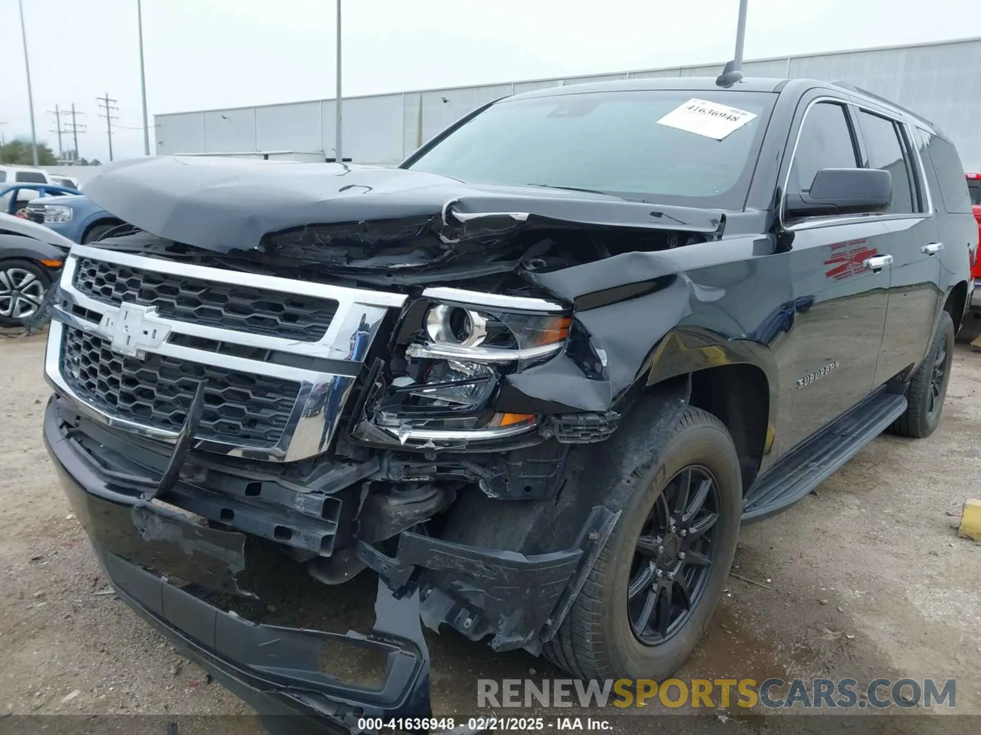 6 Photograph of a damaged car 1GNSCHKC4LR154126 CHEVROLET SUBURBAN 2020