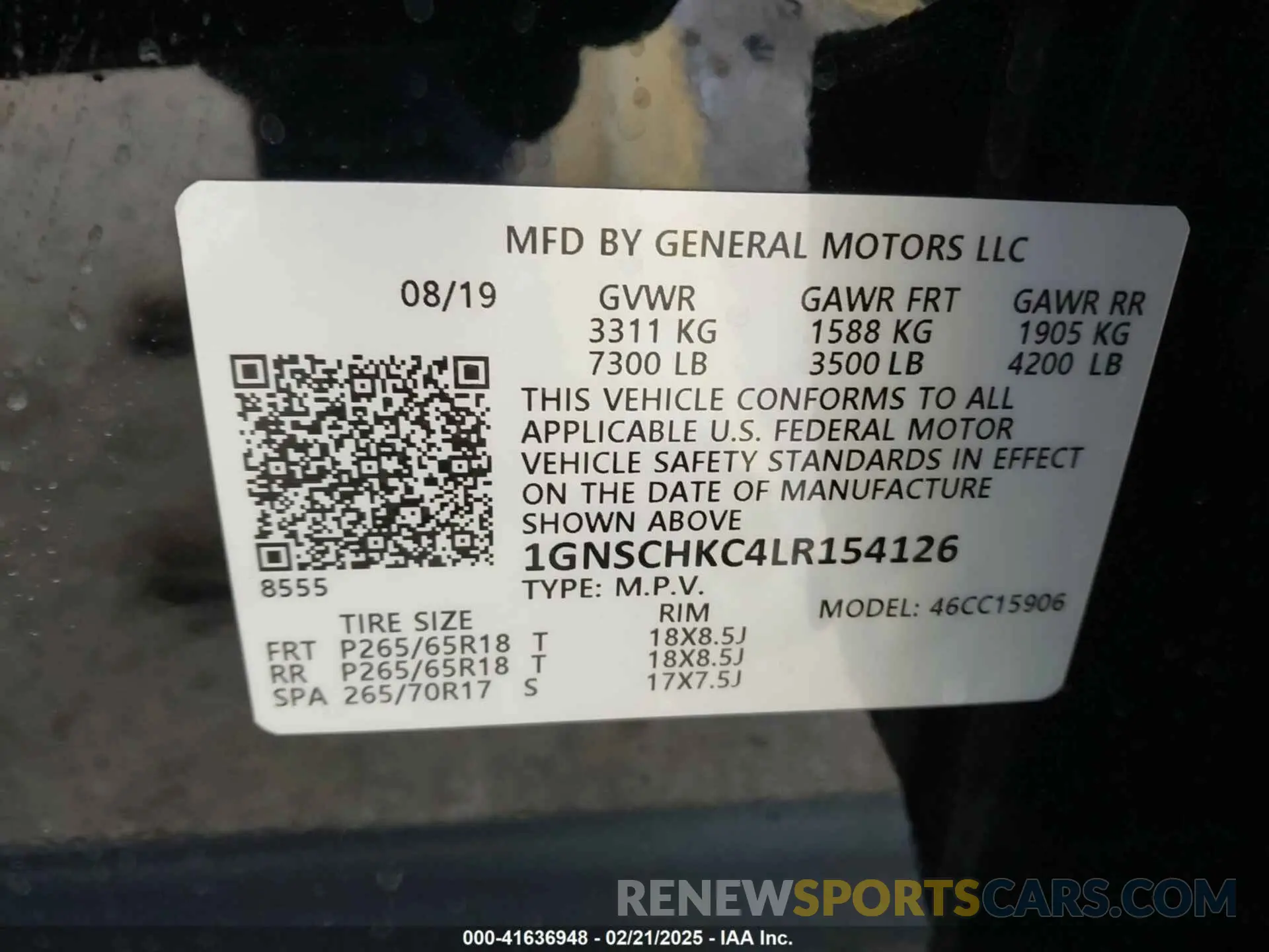 9 Photograph of a damaged car 1GNSCHKC4LR154126 CHEVROLET SUBURBAN 2020