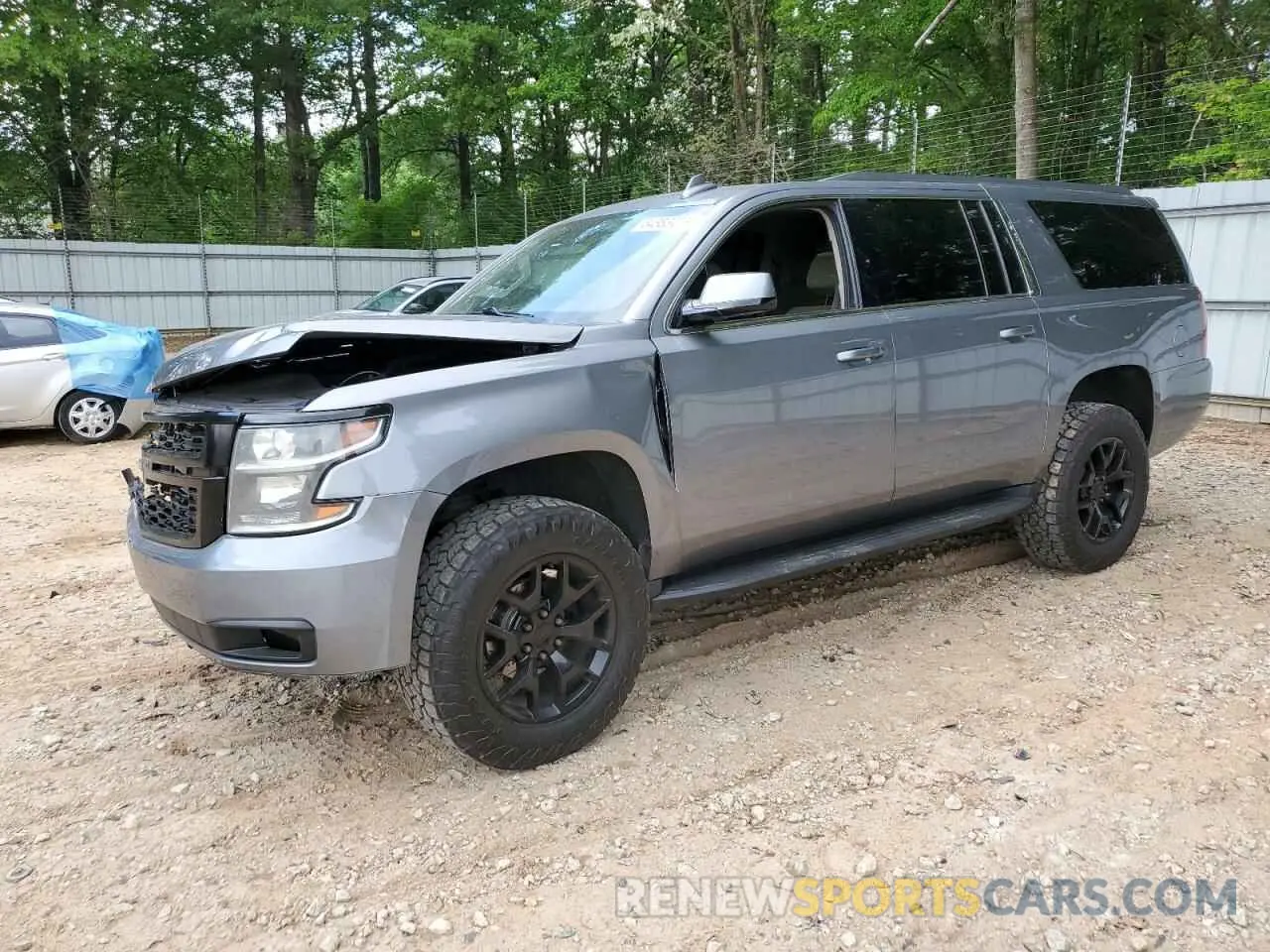 1 Photograph of a damaged car 1GNSCHKC4LR156751 CHEVROLET SUBURBAN 2020