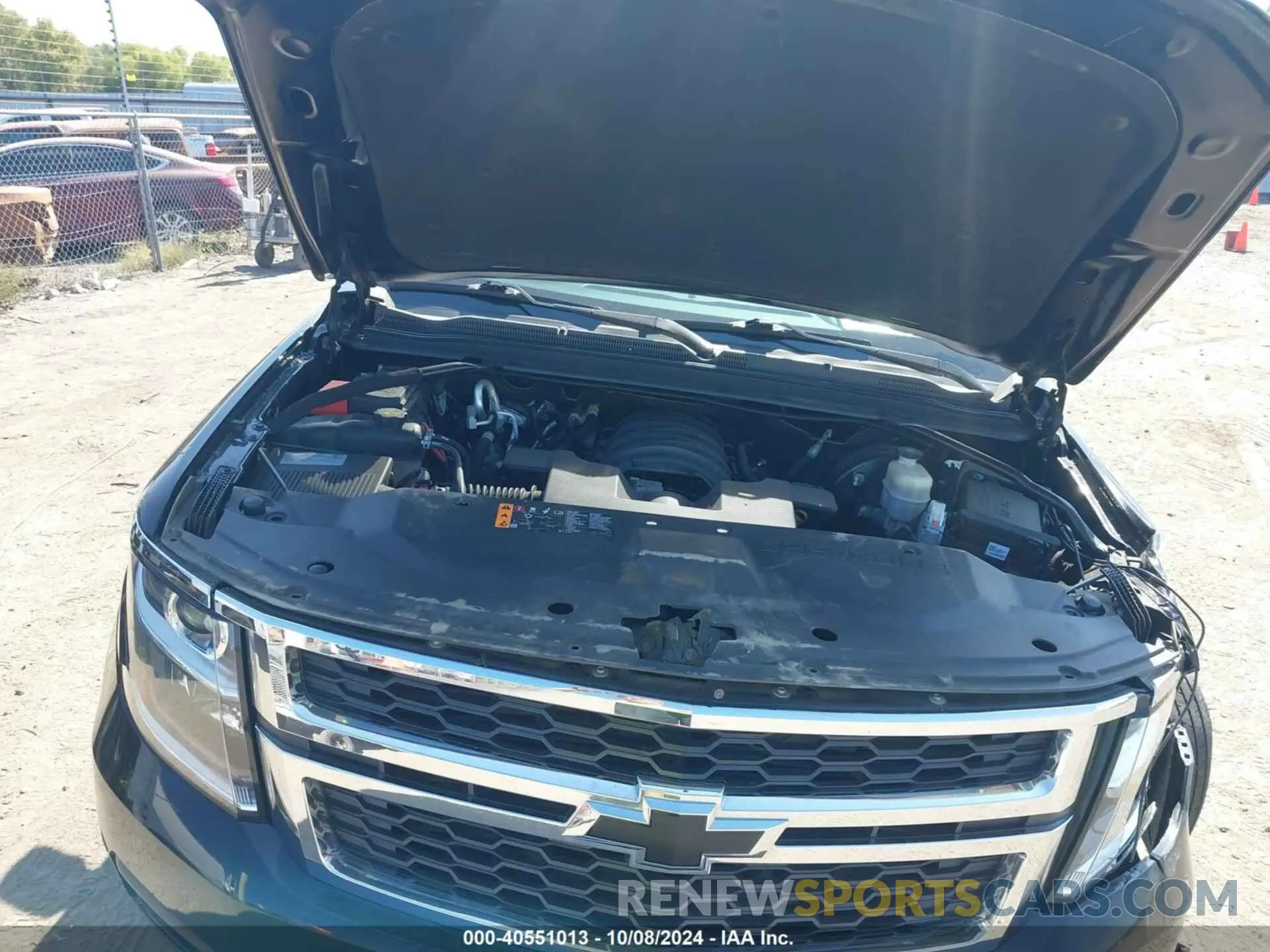 10 Photograph of a damaged car 1GNSCHKC5LR102083 CHEVROLET SUBURBAN 2020