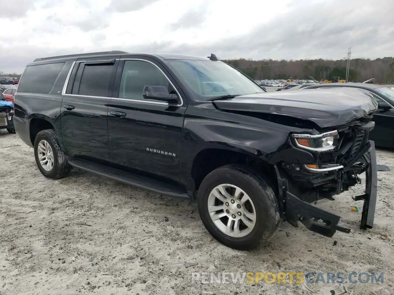 4 Photograph of a damaged car 1GNSCHKCXLR151344 CHEVROLET SUBURBAN 2020