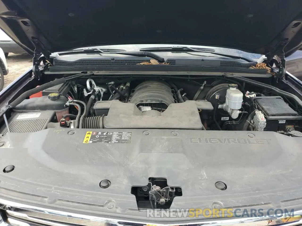 12 Photograph of a damaged car 1GNSCJKC1LR204889 CHEVROLET SUBURBAN 2020
