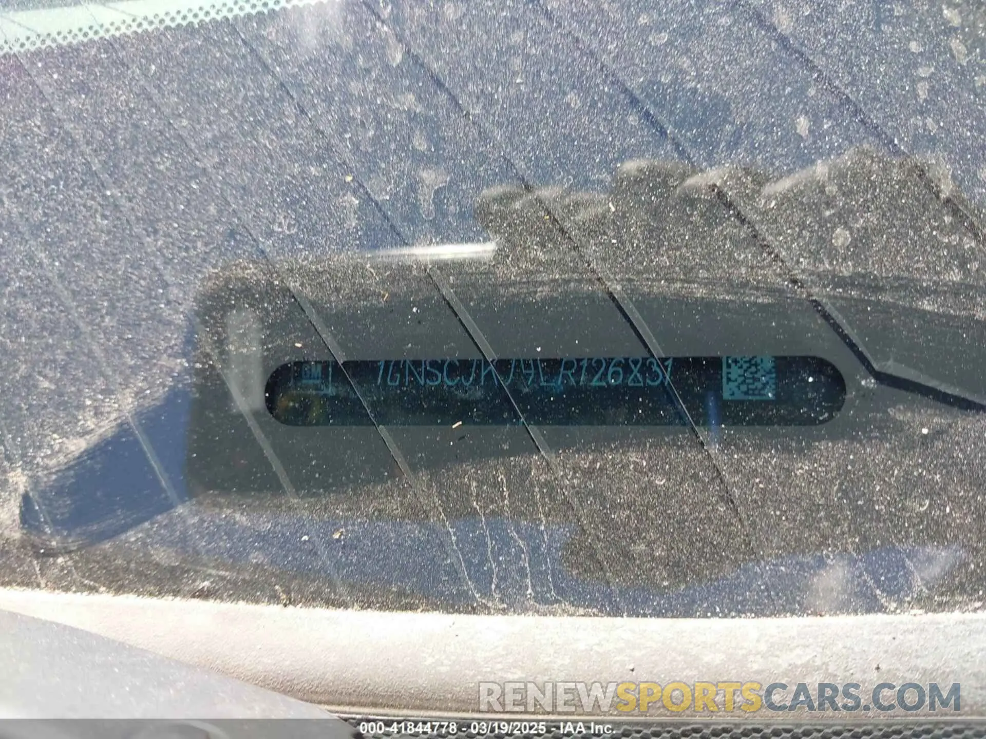 9 Photograph of a damaged car 1GNSCJKJ9LR126831 CHEVROLET SUBURBAN 2020