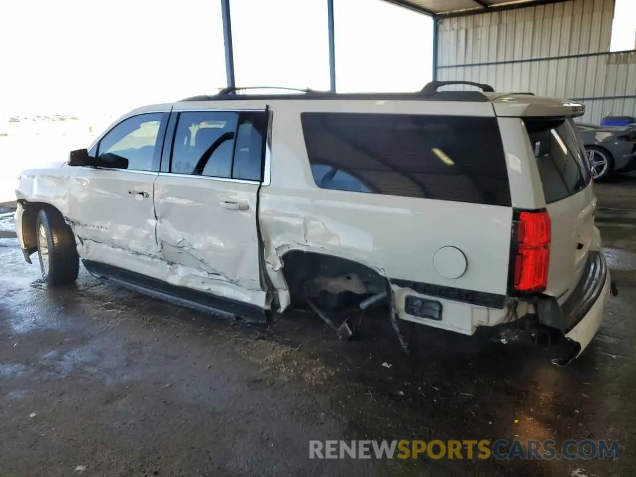 2 Photograph of a damaged car 1GNSKGEC9LR149562 CHEVROLET SUBURBAN 2020