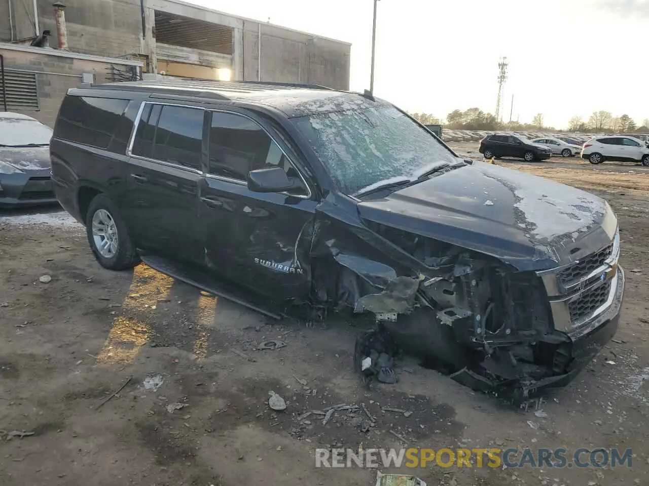 4 Photograph of a damaged car 1GNSKGKC6LR209091 CHEVROLET SUBURBAN 2020