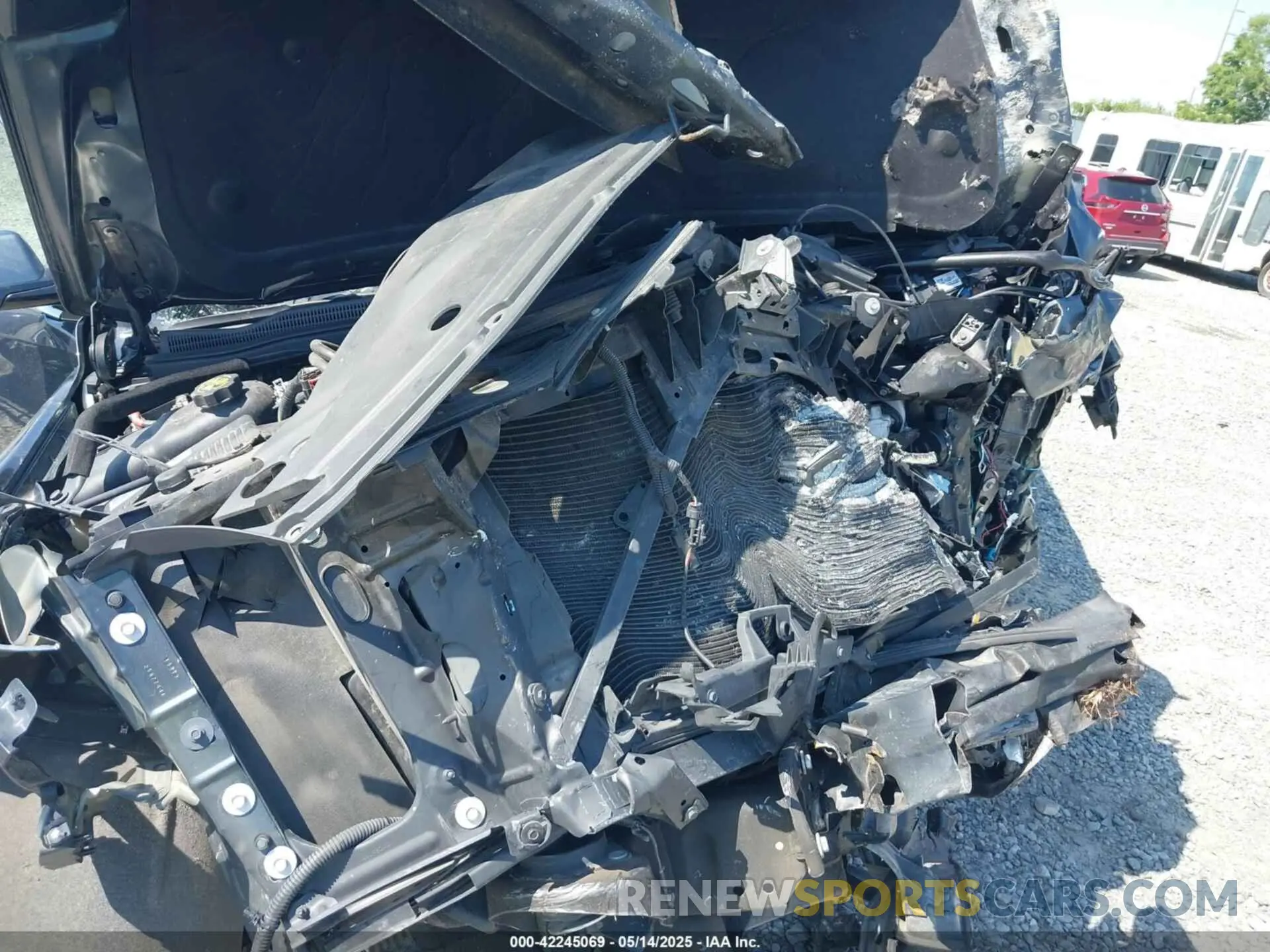 10 Photograph of a damaged car 1GNSKHKC1LR101094 CHEVROLET SUBURBAN 2020
