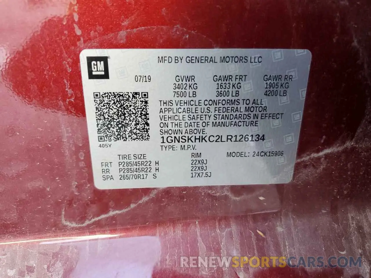 16 Photograph of a damaged car 1GNSKHKC2LR126134 CHEVROLET SUBURBAN 2020