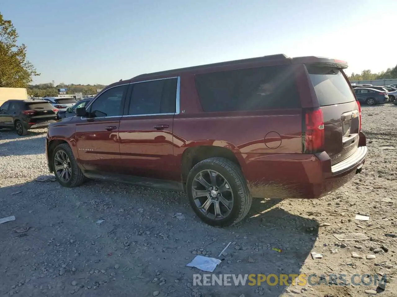 2 Photograph of a damaged car 1GNSKHKC2LR126134 CHEVROLET SUBURBAN 2020