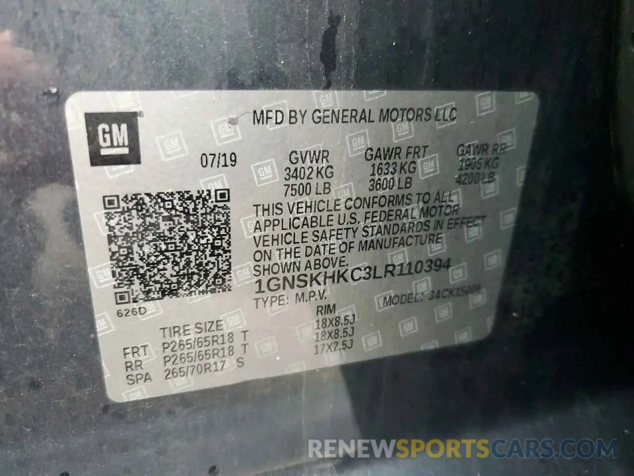 13 Photograph of a damaged car 1GNSKHKC3LR110394 CHEVROLET SUBURBAN 2020