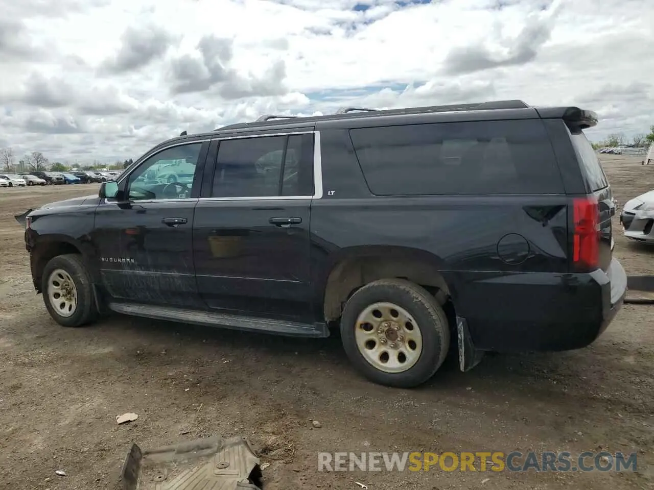 2 Photograph of a damaged car 1GNSKHKC3LR159188 CHEVROLET SUBURBAN 2020